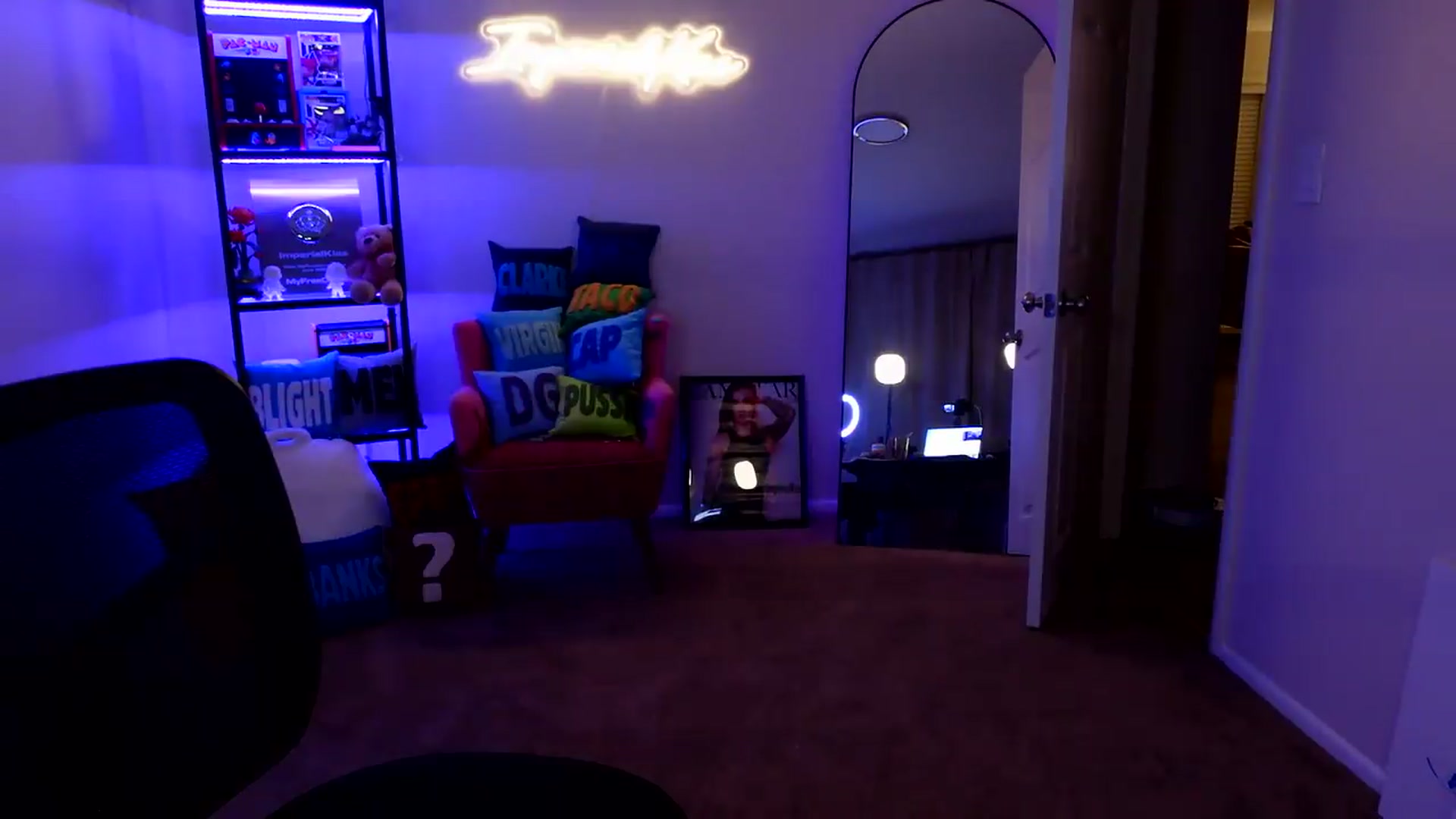 Gallery image thumbnail from ImperialKiss's myfreecams stream on, 05/12/2026, 06:38 image 18 of 20