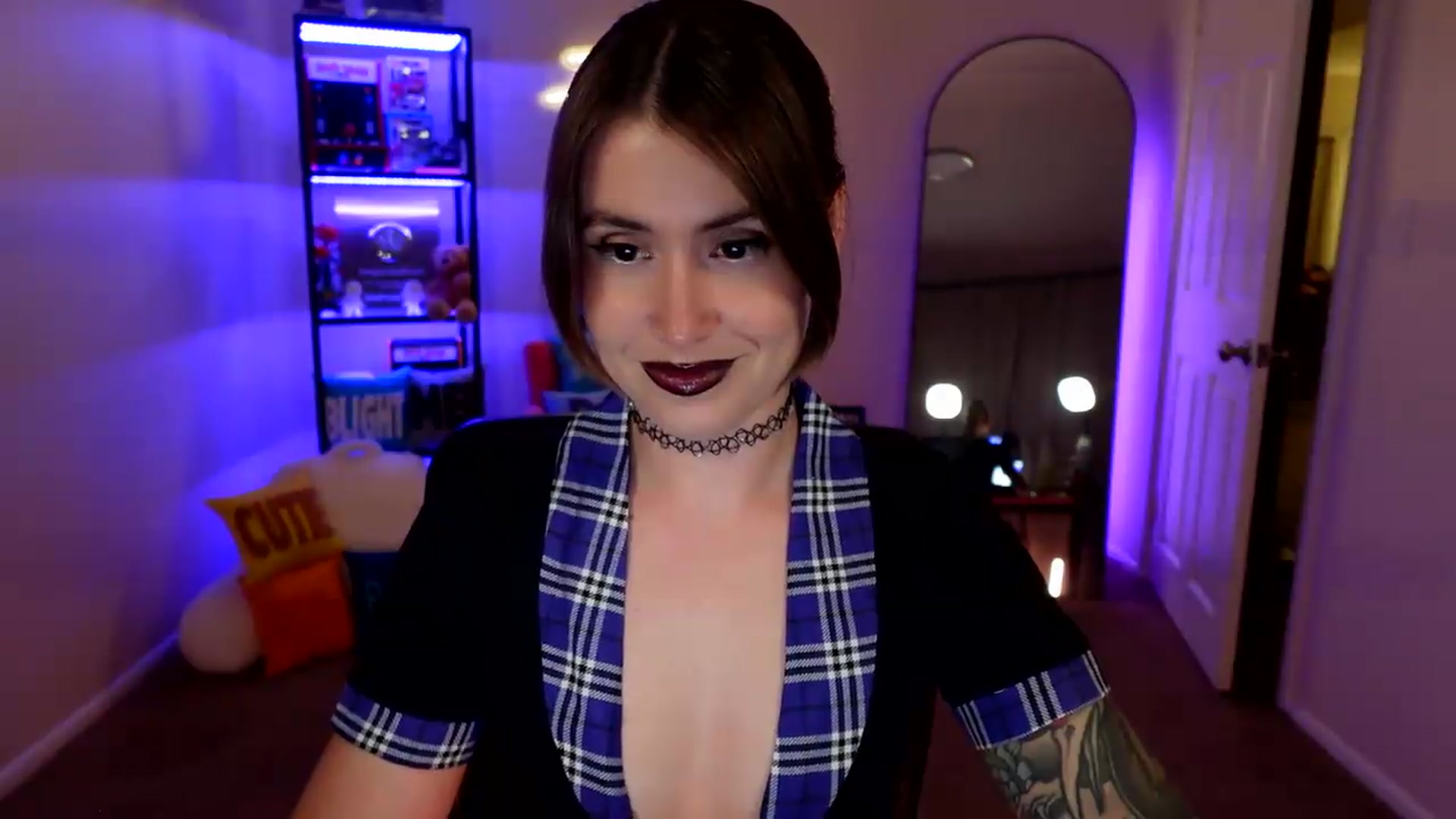 Gallery image thumbnail from ImperialKiss's myfreecams stream on, 05/13/2026, 04:39 image 7 of 20