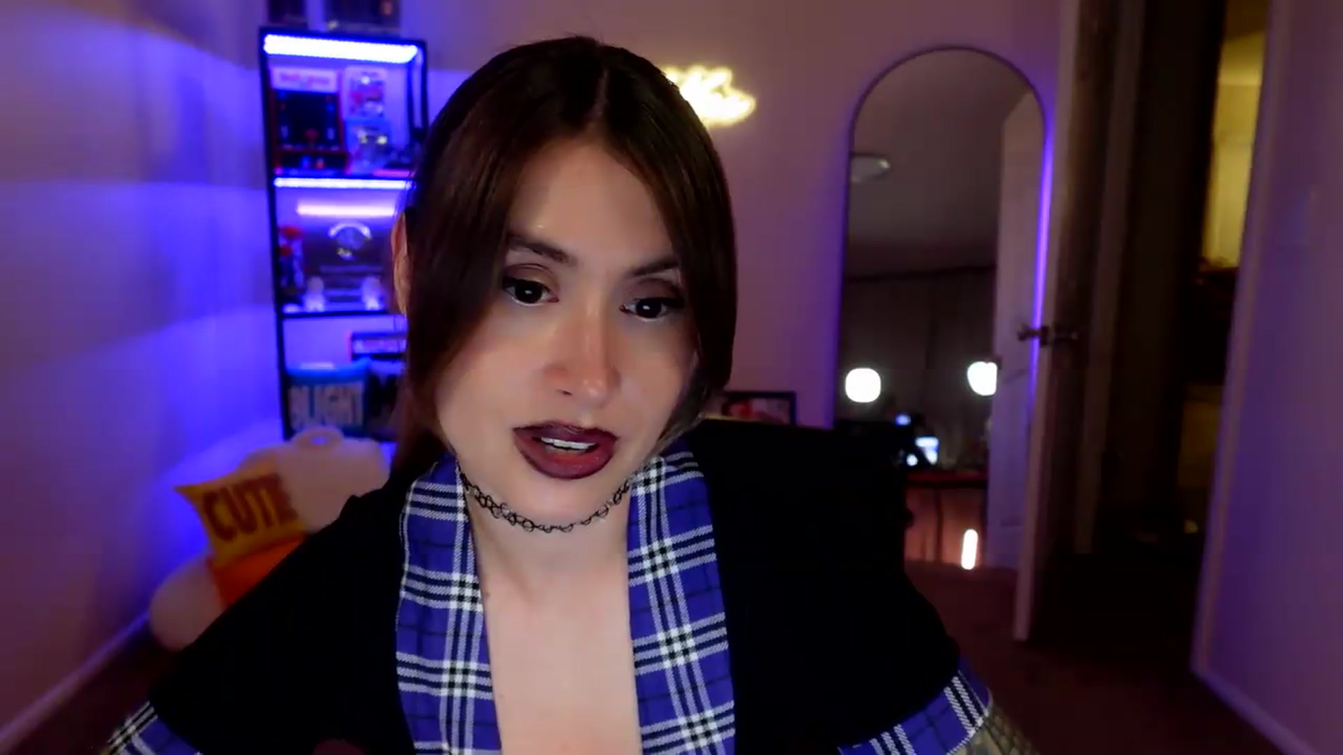 Gallery image thumbnail from ImperialKiss's myfreecams stream on, 05/13/2026, 05:32 image 20 of 20