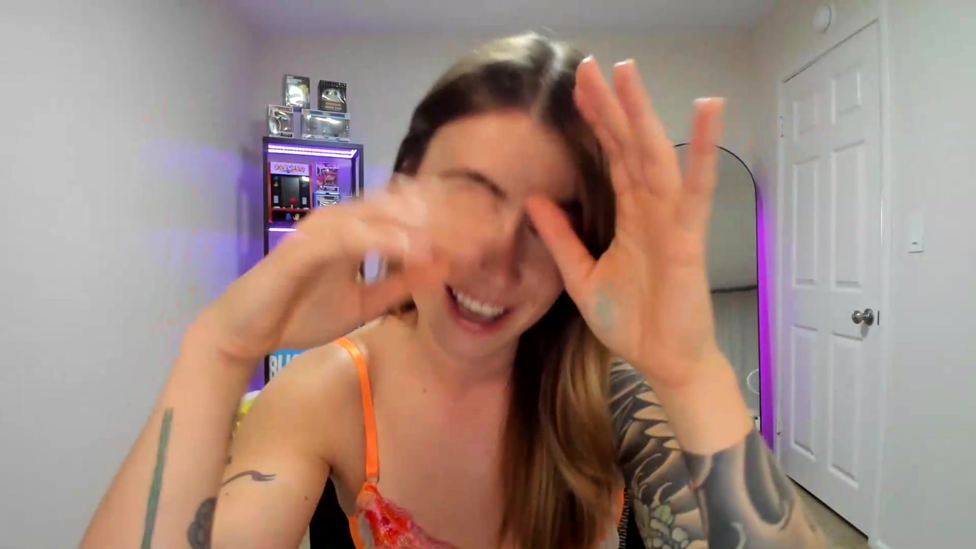 Gallery image thumbnail from ImperialKiss's myfreecams stream on, 05/15/2026, 05:12 image 7 of 20