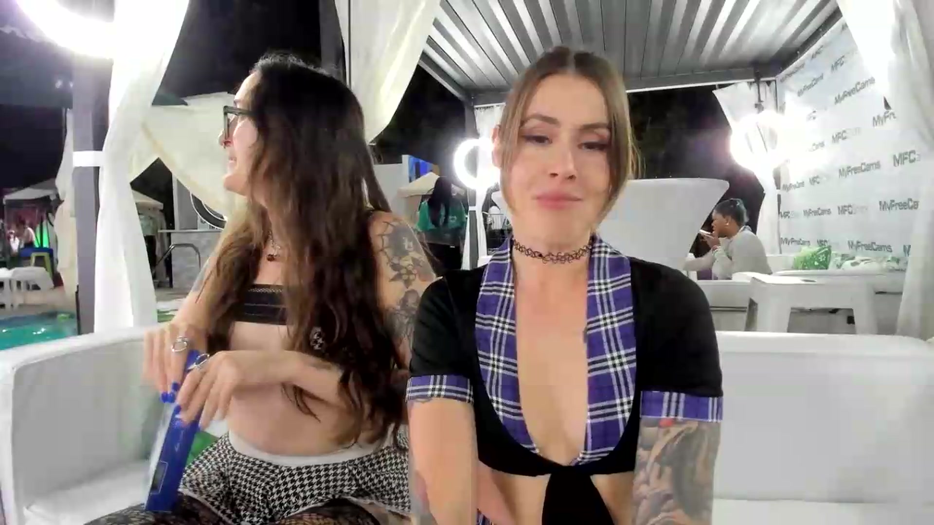 Gallery image thumbnail from ImperialKiss's myfreecams stream on, 05/19/2026, 04:03 image 6 of 20