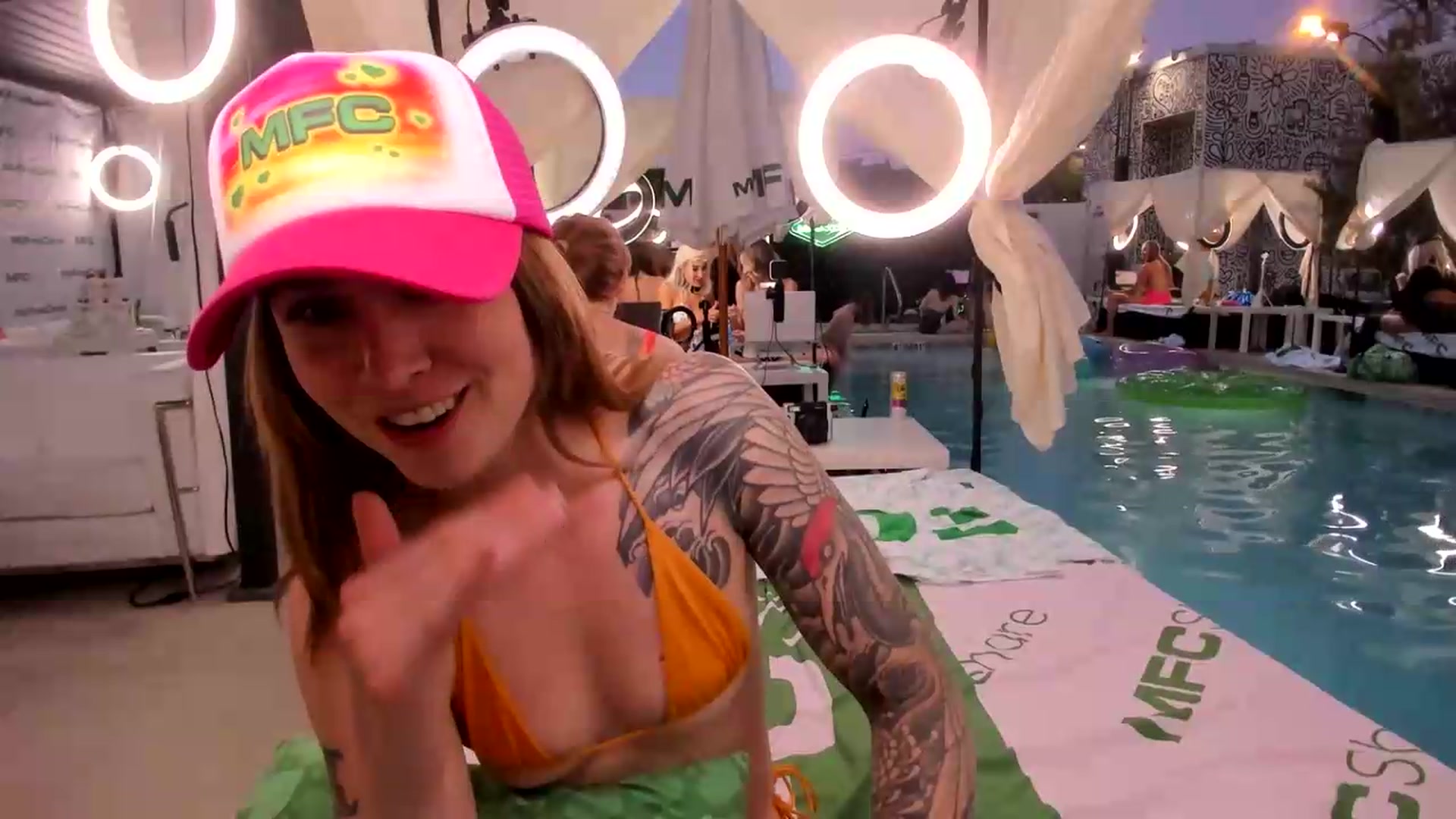 Gallery image thumbnail from ImperialKiss's myfreecams stream on, 05/21/2026, 04:16 image 15 of 20