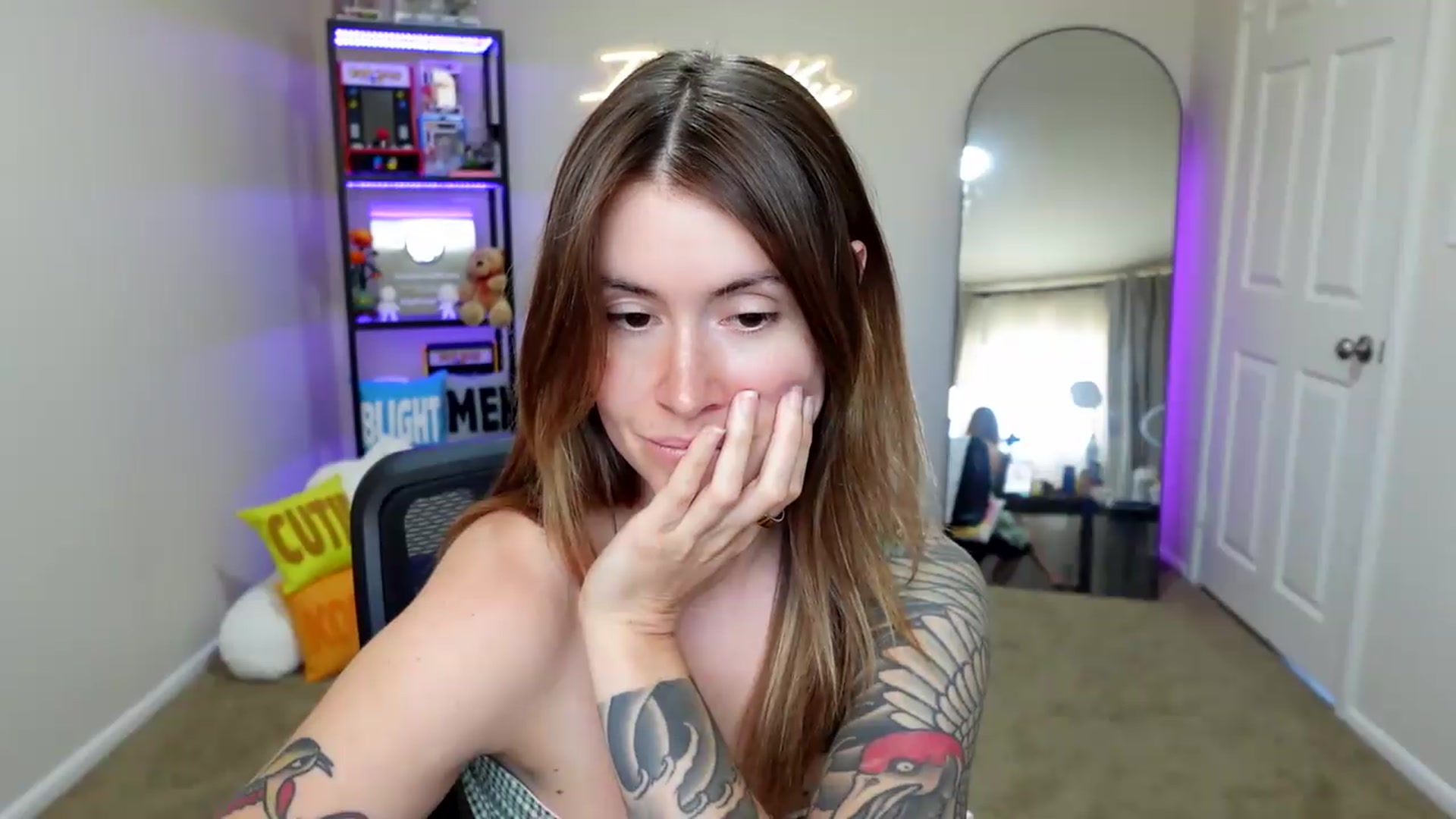Gallery image thumbnail from ImperialKiss's myfreecams stream on, 05/24/2026, 24:03 image 5 of 20
