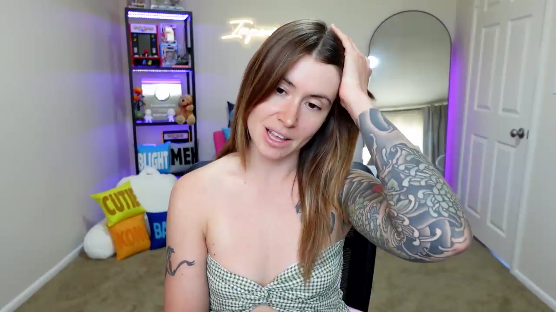 Gallery image thumbnail from ImperialKiss's myfreecams stream on, 05/24/2026, 24:03 image 4 of 20