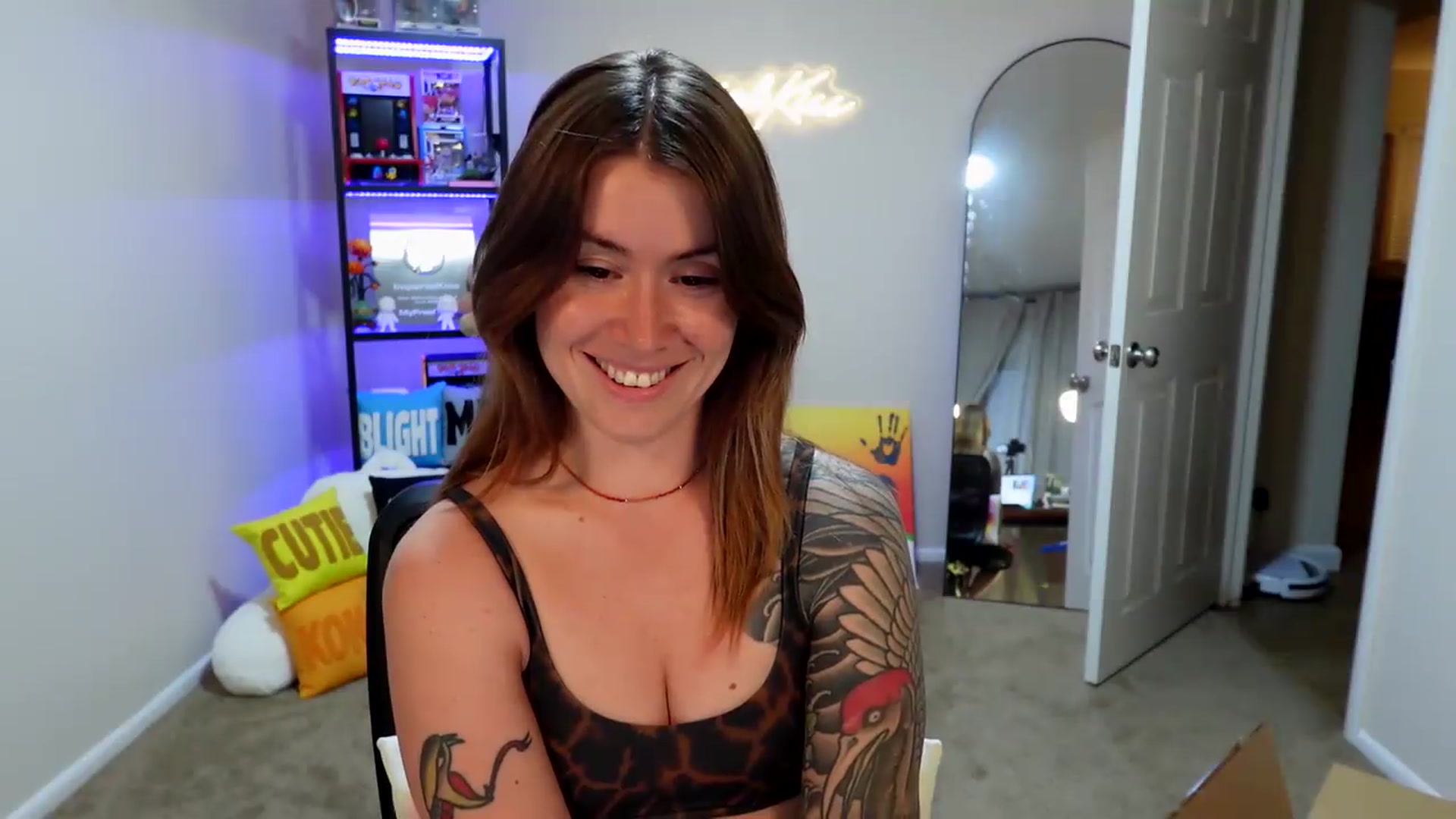 Gallery image thumbnail from ImperialKiss's myfreecams stream on, 06/05/2026, 06:34 image 4 of 20