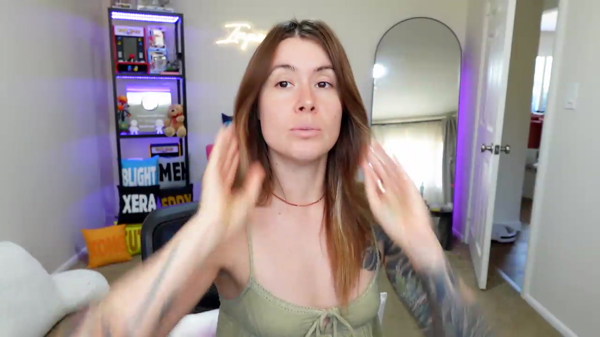 Gallery image thumbnail from ImperialKiss's myfreecams stream on, 06/07/2026, 22:08 image 5 of 20