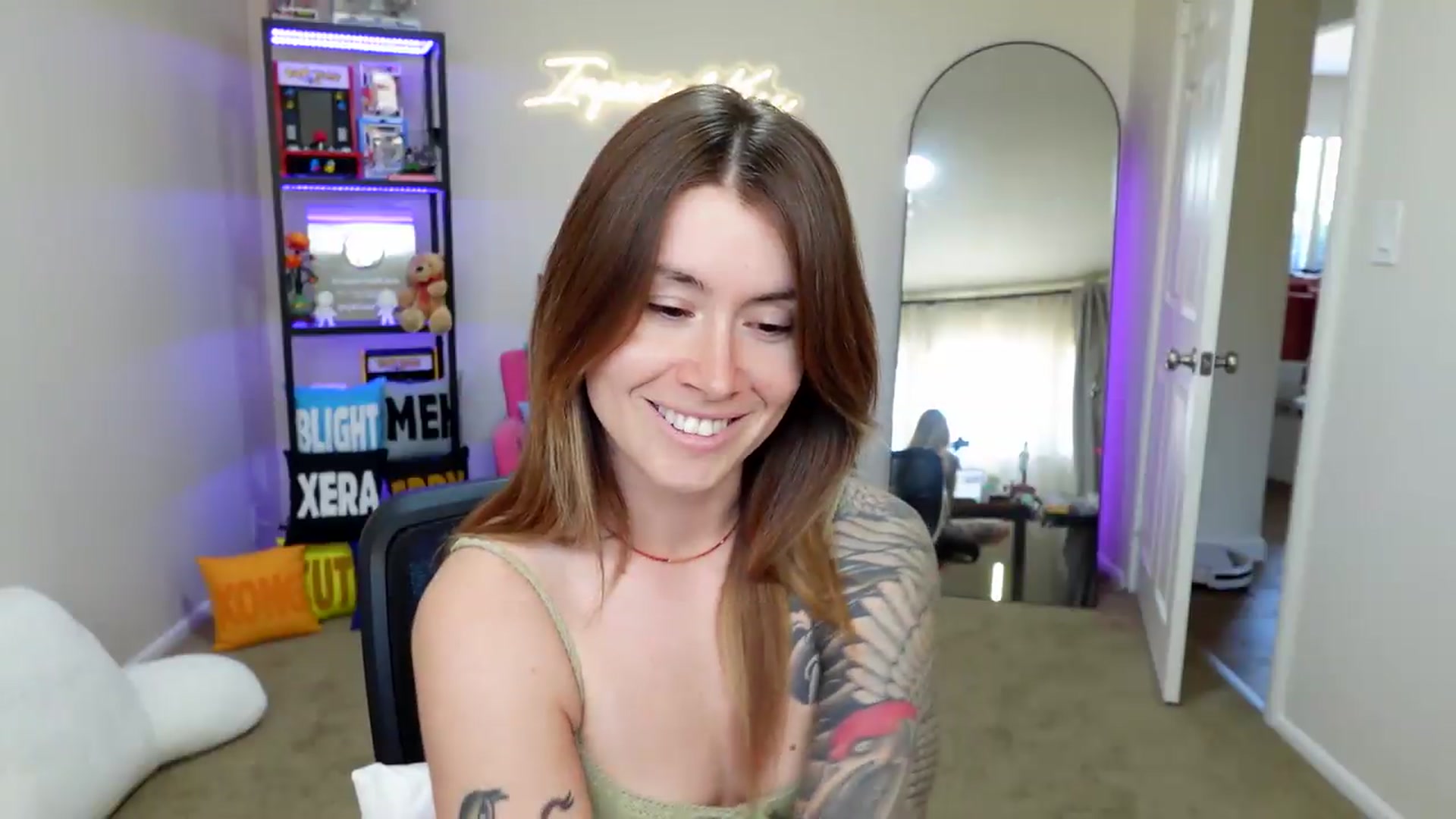 Gallery image thumbnail from ImperialKiss's myfreecams stream on, 06/07/2026, 22:08 image 9 of 20
