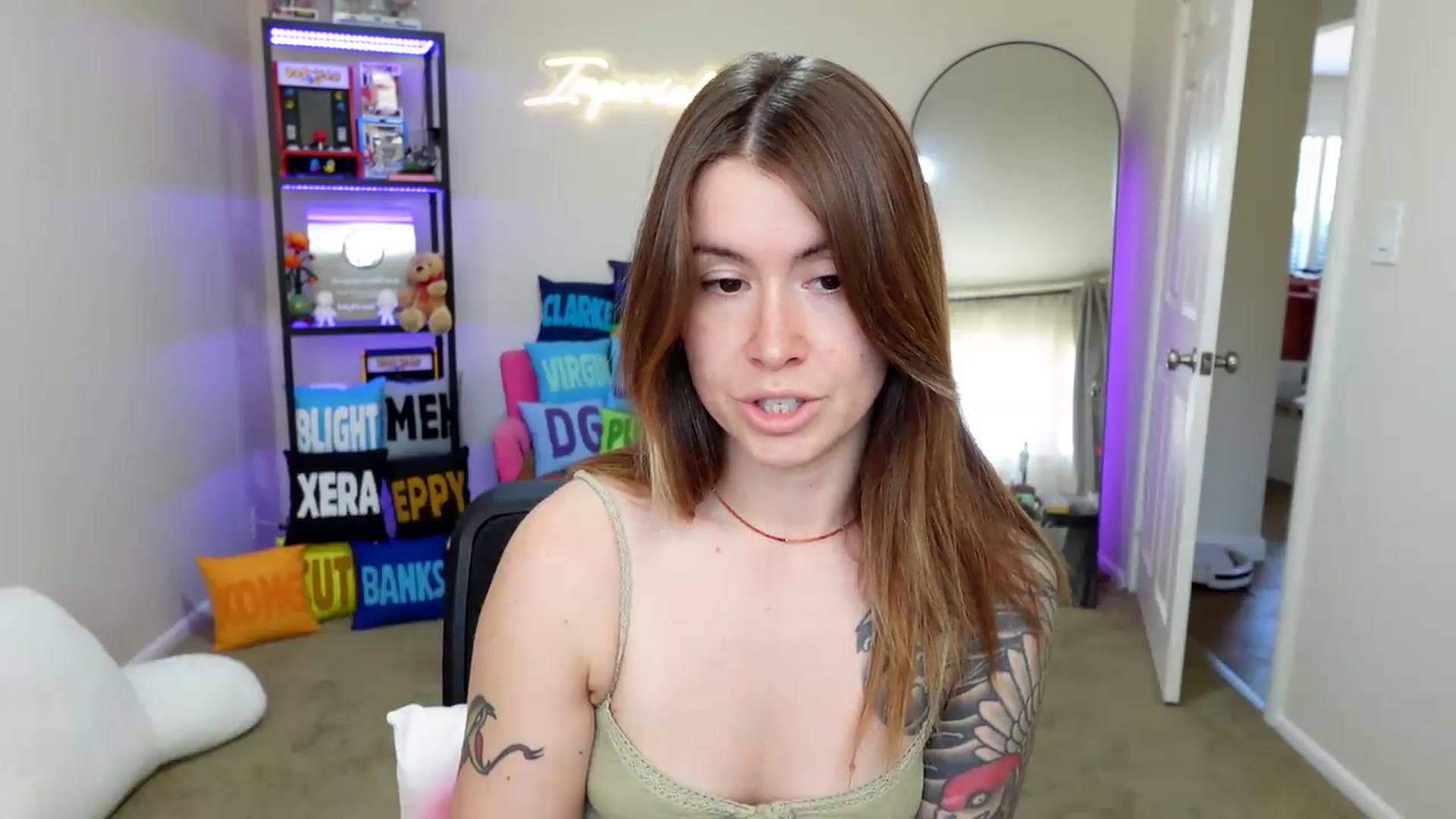 Gallery image thumbnail from ImperialKiss's myfreecams stream on, 06/07/2026, 22:08 image 12 of 20