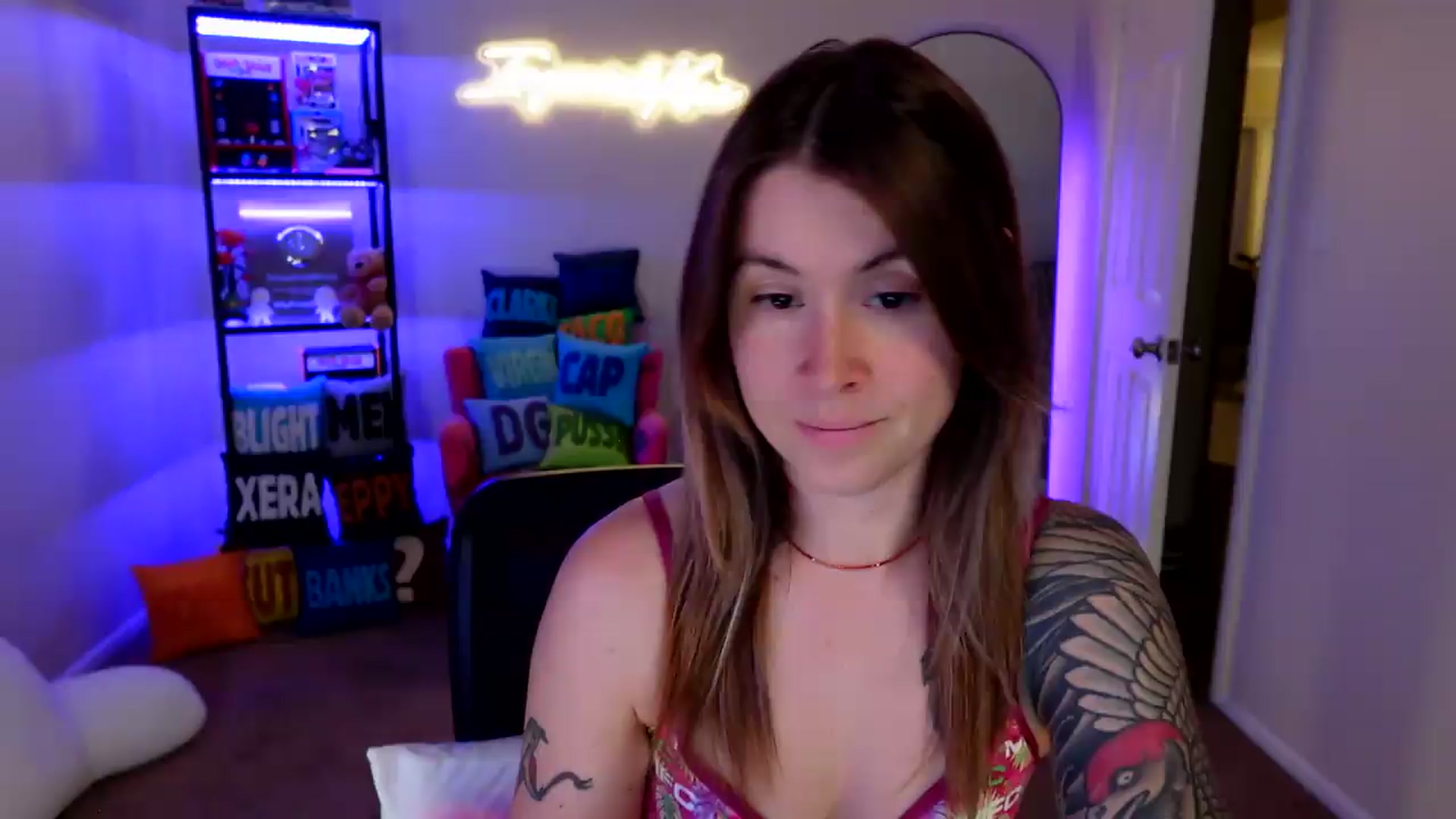 Gallery image thumbnail from ImperialKiss's myfreecams stream on, 06/08/2026, 06:56 image 1 of 20