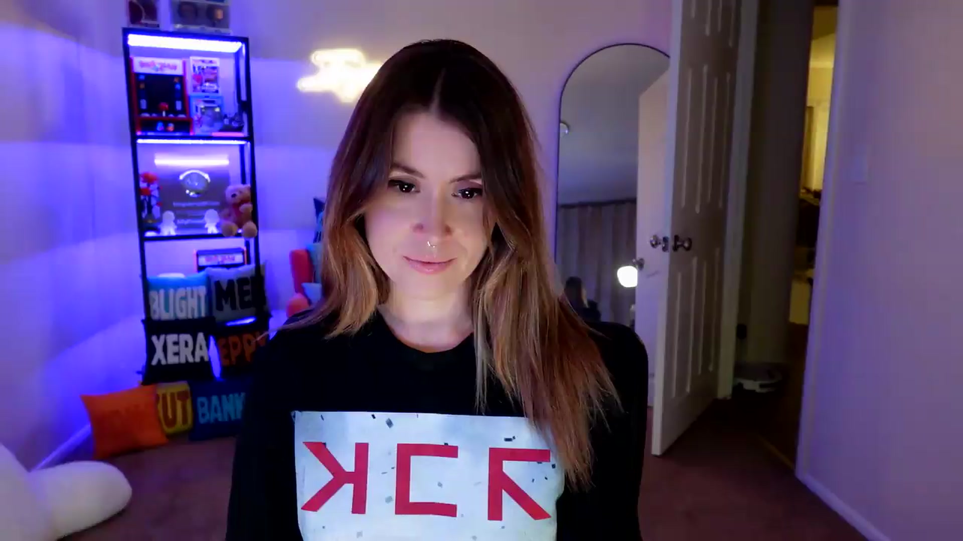 Gallery image thumbnail from ImperialKiss's myfreecams stream on, 06/09/2026, 07:12 image 15 of 20