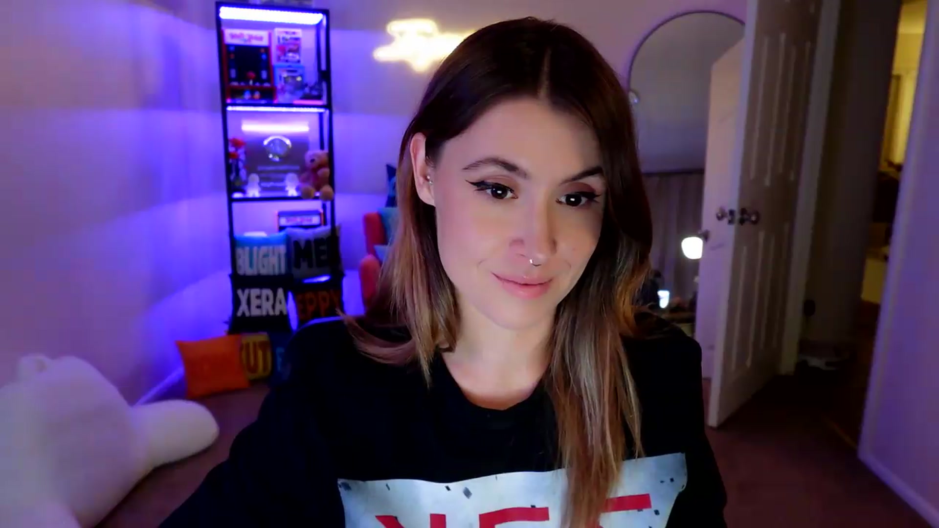 Gallery image thumbnail from ImperialKiss's myfreecams stream on, 06/09/2026, 07:12 image 9 of 20