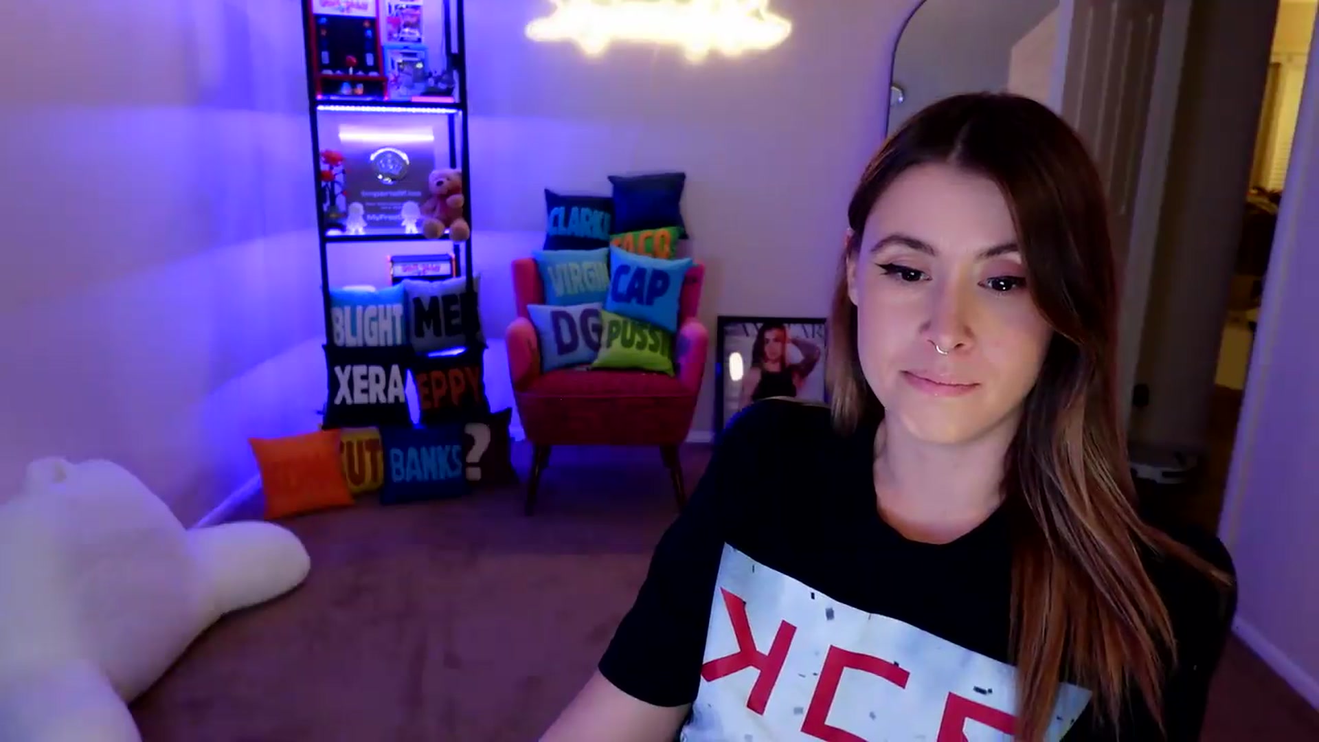 Gallery image thumbnail from ImperialKiss's myfreecams stream on, 06/09/2026, 07:12 image 5 of 20