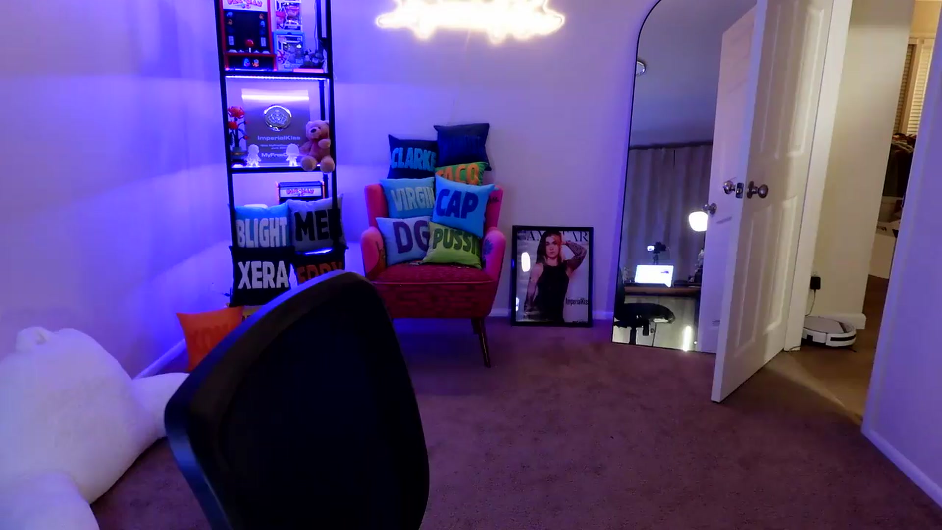 Gallery image thumbnail from ImperialKiss's myfreecams stream on, 06/09/2026, 07:12 image 2 of 20