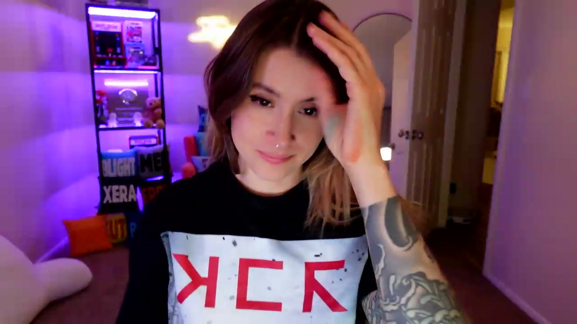 Gallery image thumbnail from ImperialKiss's myfreecams stream on, 06/09/2026, 07:12 image 10 of 20