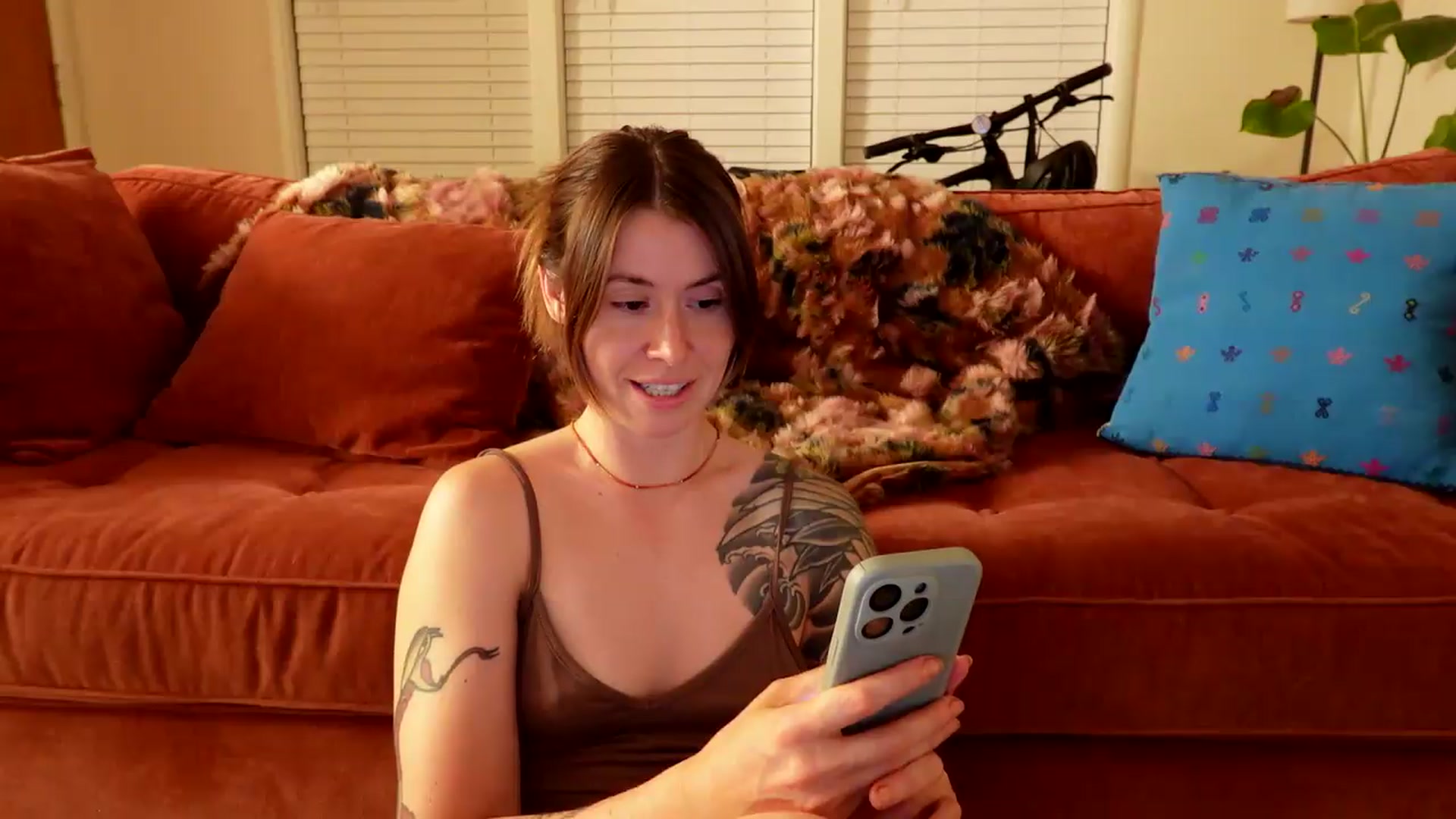 Gallery image thumbnail from ImperialKiss's myfreecams stream on, 06/12/2026, 05:01 image 14 of 20