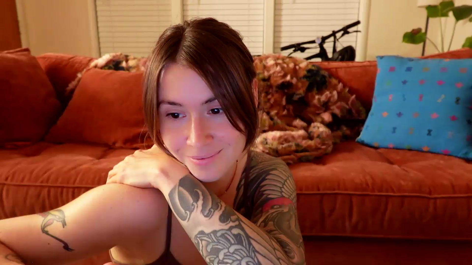 Gallery image thumbnail from ImperialKiss's myfreecams stream on, 06/12/2026, 05:01 image 19 of 20