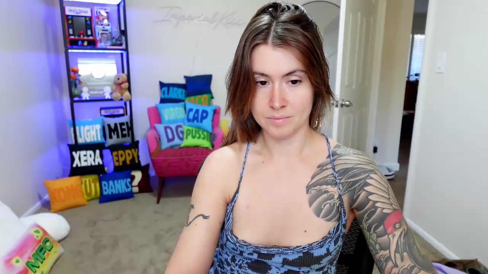 Gallery image thumbnail from ImperialKiss's myfreecams stream on, 06/14/2026, 21:14 image 4 of 20