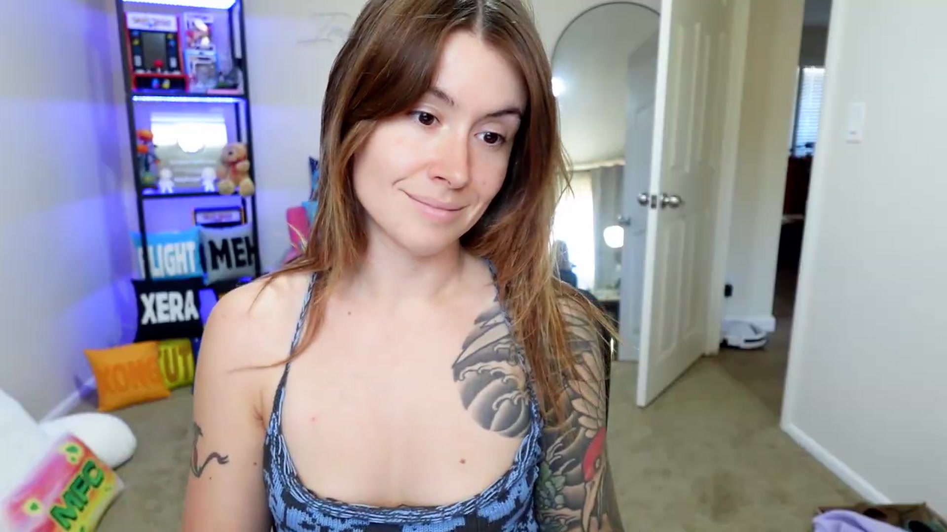 Gallery image thumbnail from ImperialKiss's myfreecams stream on, 06/14/2026, 21:14 image 19 of 20