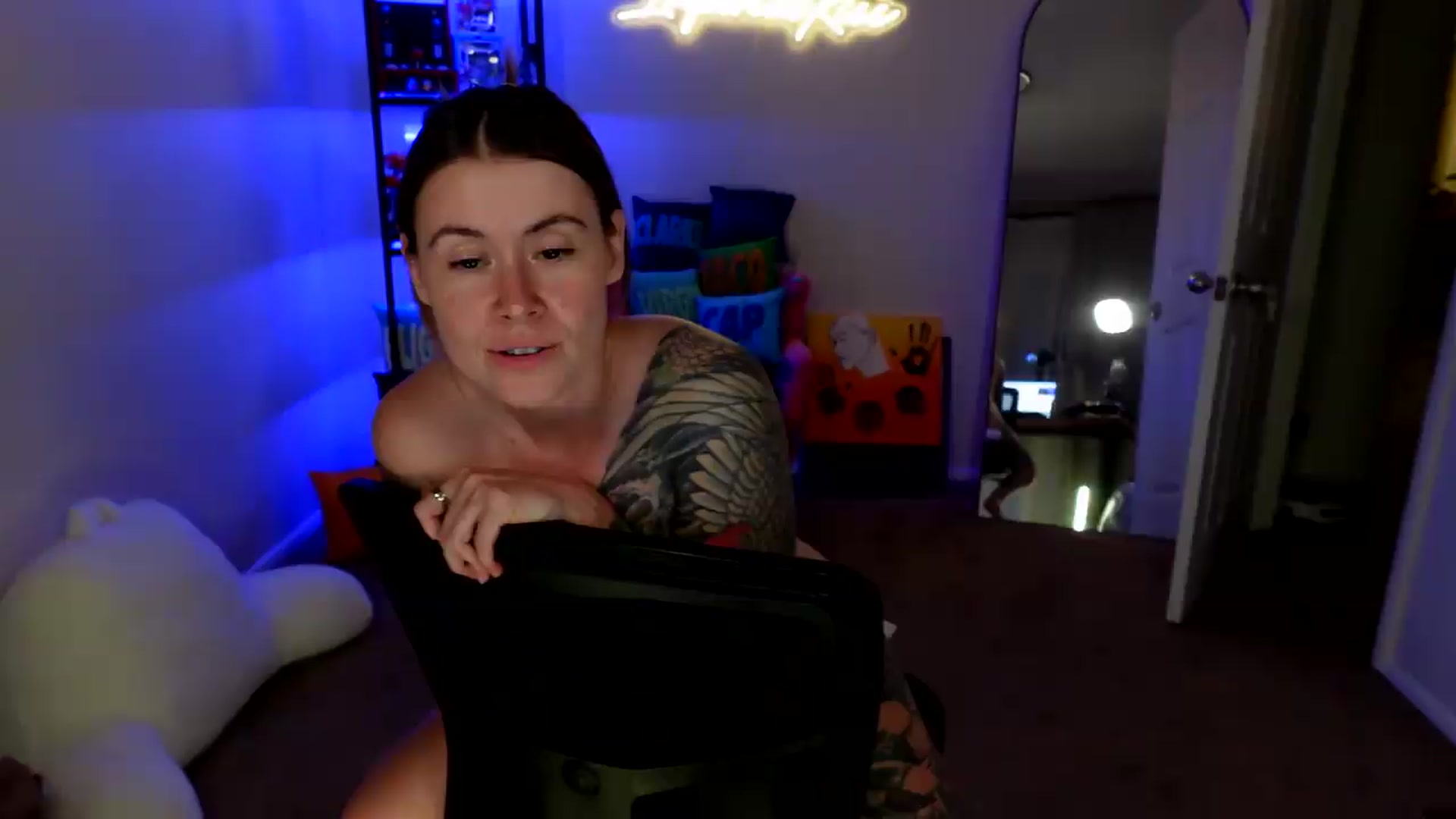 Gallery image thumbnail from ImperialKiss's myfreecams stream on, 06/16/2026, 06:09 image 4 of 20