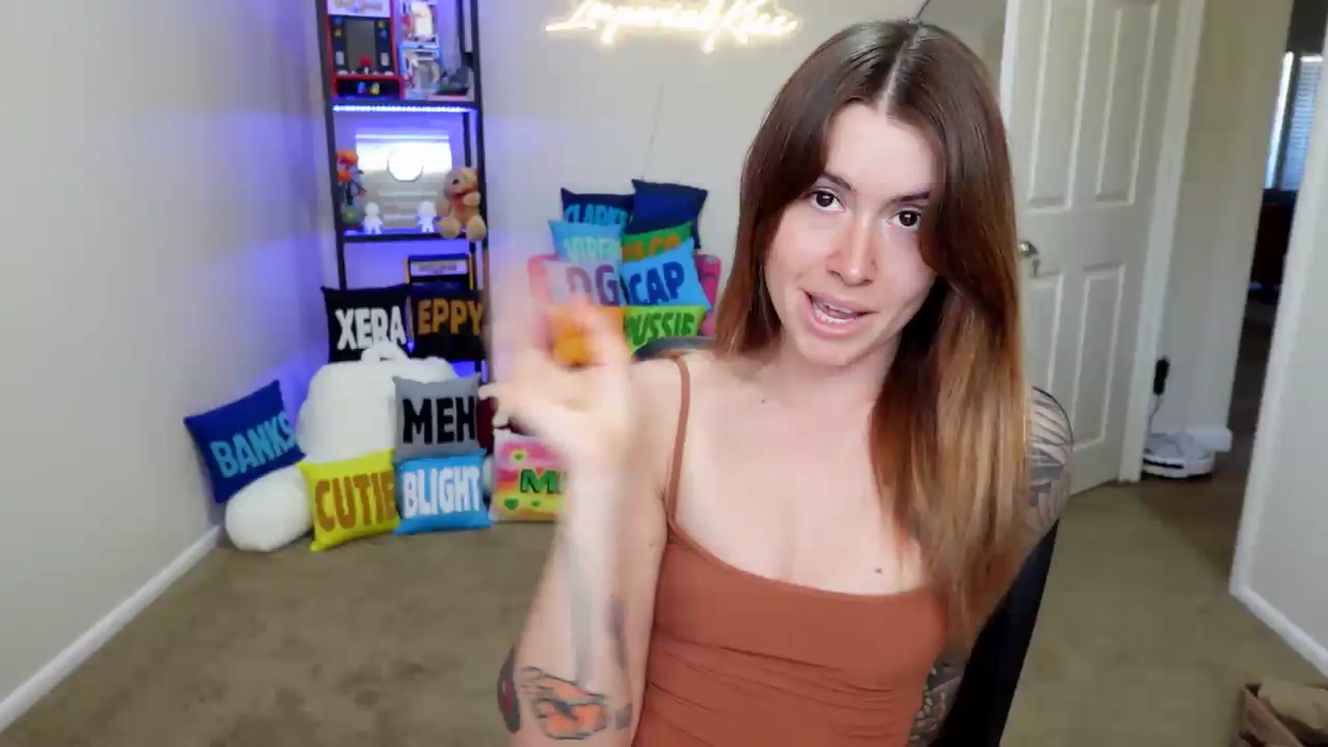 Gallery image thumbnail from ImperialKiss's myfreecams stream on, 06/22/2026, 24:37 image 5 of 20