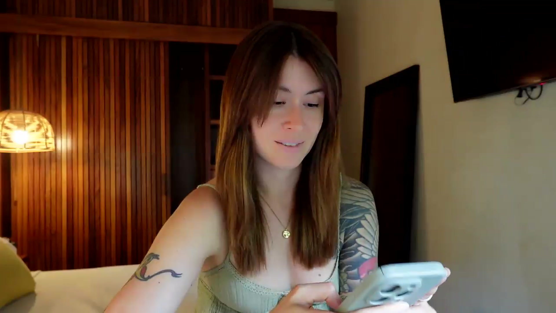 Gallery image thumbnail from ImperialKiss's myfreecams stream on, 07/10/2026, 20:50 image 14 of 20