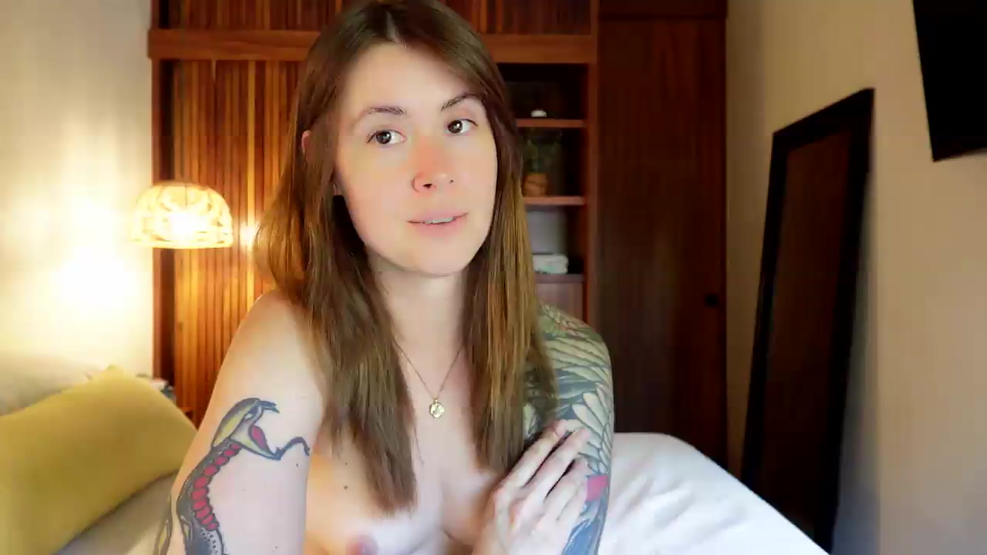 Gallery image thumbnail from ImperialKiss's myfreecams stream on, 07/10/2026, 21:43 image 10 of 20
