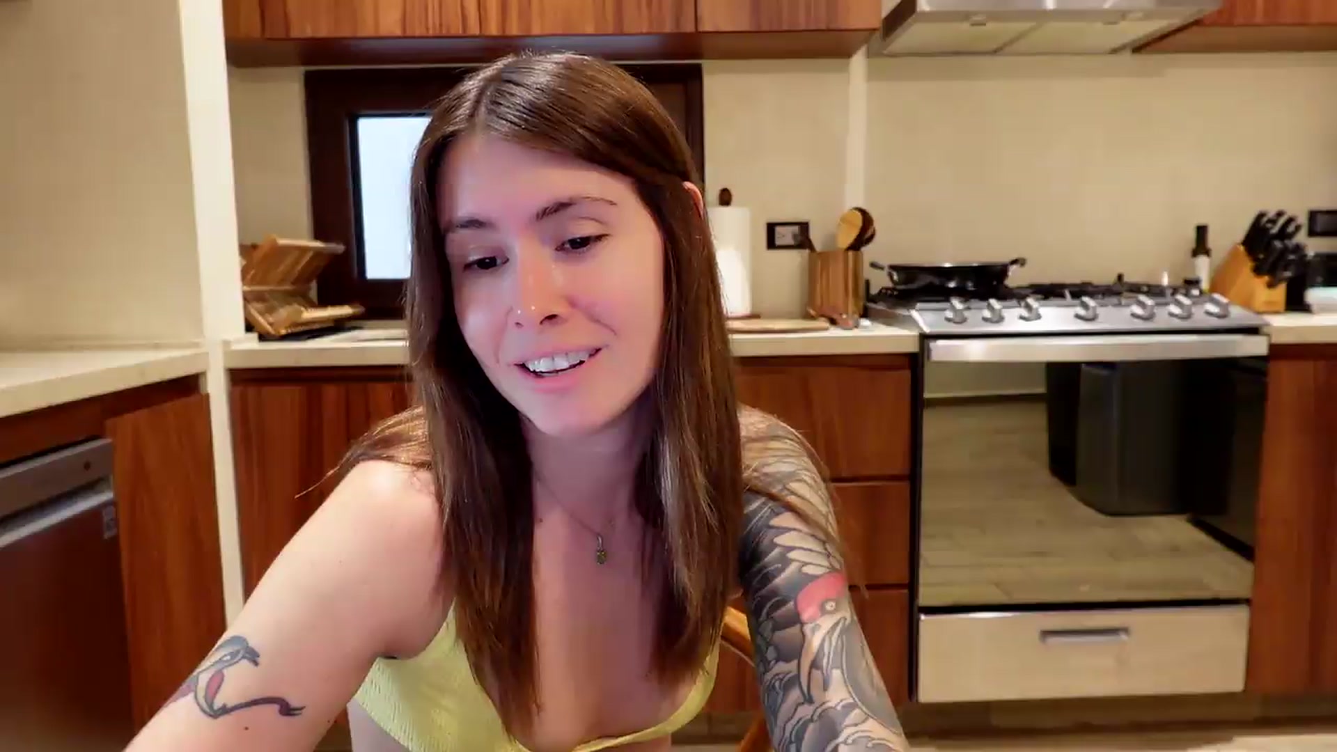 Gallery image thumbnail from ImperialKiss's myfreecams stream on, 07/18/2026, 23:01 image 5 of 20