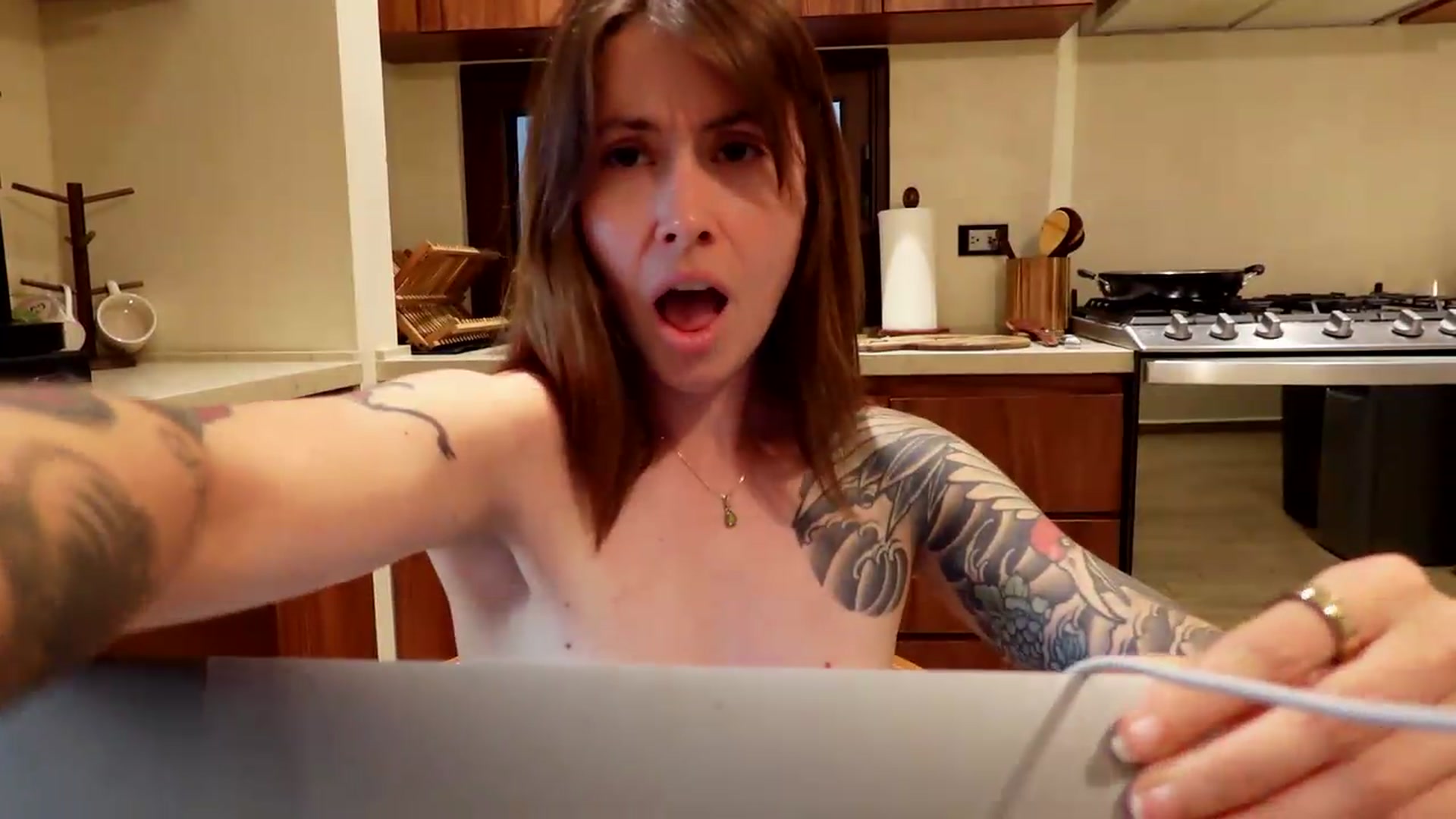 Gallery image thumbnail from ImperialKiss's myfreecams stream on, 07/19/2026, 24:02 image 2 of 20