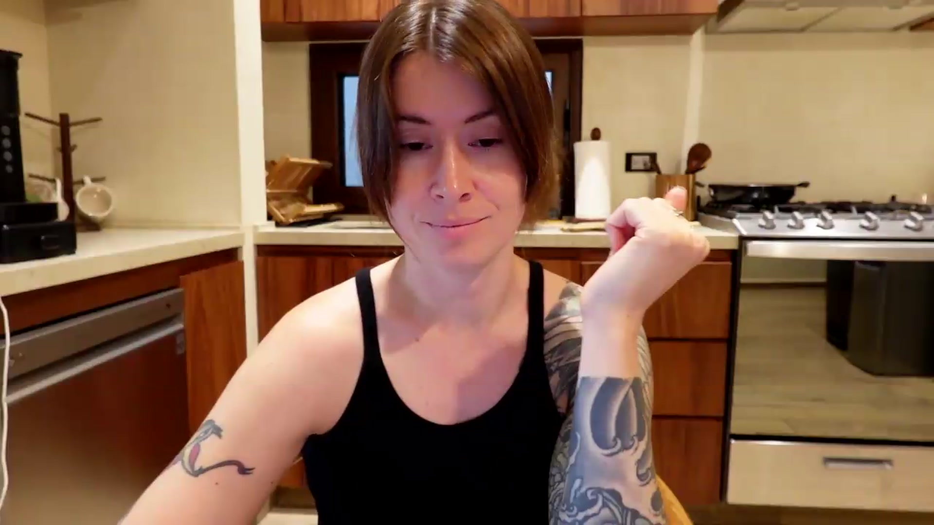 Gallery image thumbnail from ImperialKiss's myfreecams stream on, 07/19/2026, 21:50 image 14 of 20