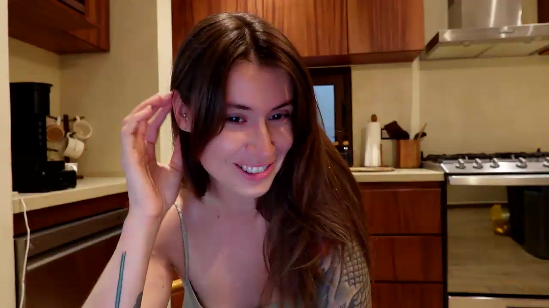 Gallery image thumbnail from ImperialKiss's myfreecams stream on, 08/02/2026, 22:17 image 17 of 20