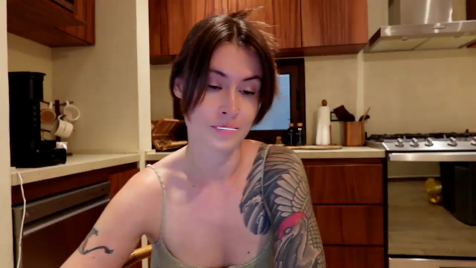 Gallery image thumbnail from ImperialKiss's myfreecams stream on, 08/02/2026, 22:17 image 19 of 20