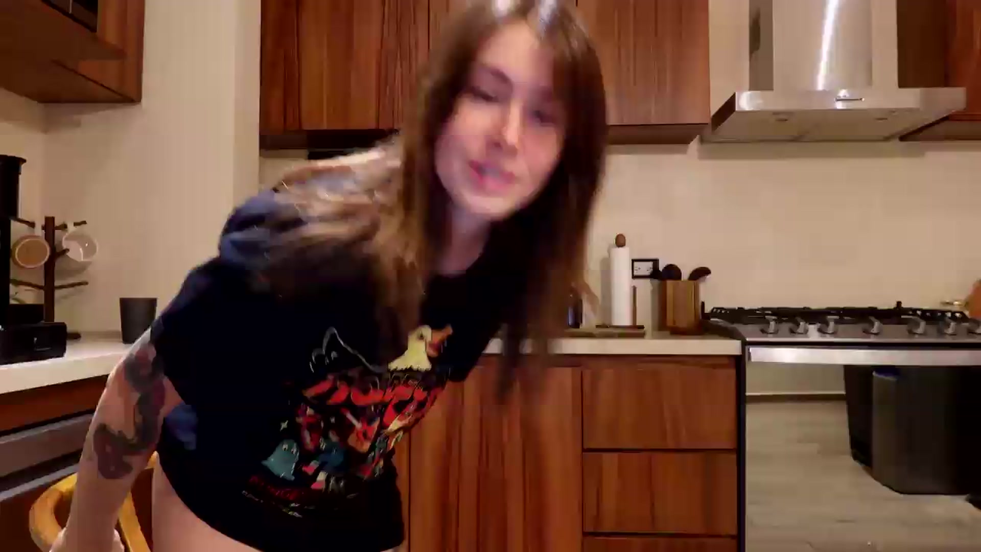 Gallery image thumbnail from ImperialKiss's myfreecams stream on, 08/05/2026, 04:30 image 2 of 20