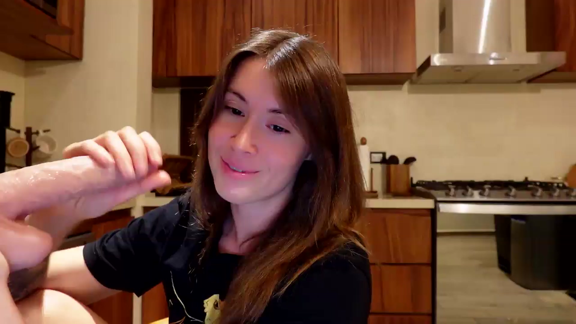 Gallery image thumbnail from ImperialKiss's myfreecams stream on, 08/05/2026, 04:30 image 15 of 20