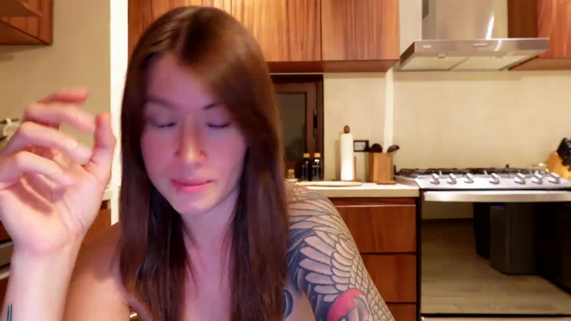 Gallery image thumbnail from ImperialKiss's myfreecams stream on, 08/05/2026, 05:57 image 12 of 20