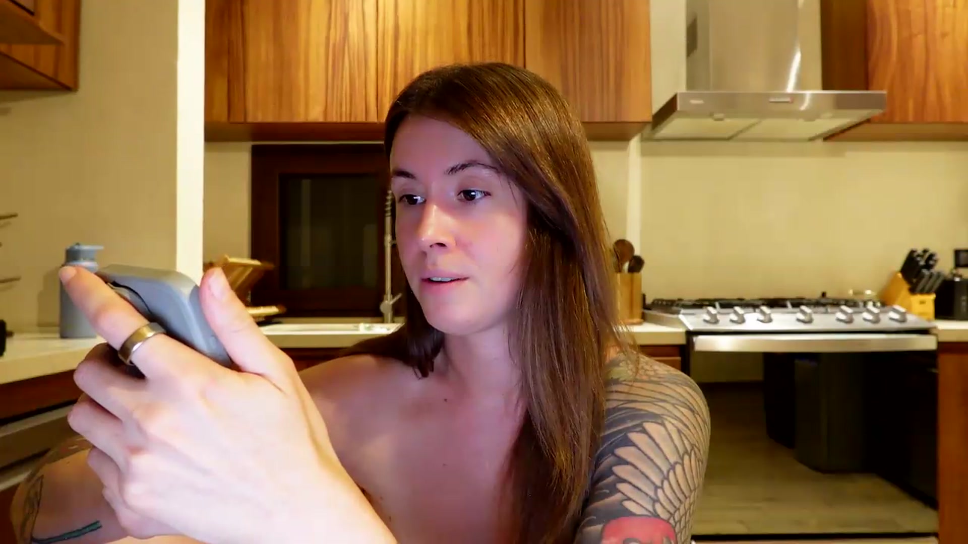 Gallery image thumbnail from ImperialKiss's myfreecams stream on, 08/09/2026, 04:50 image 6 of 20