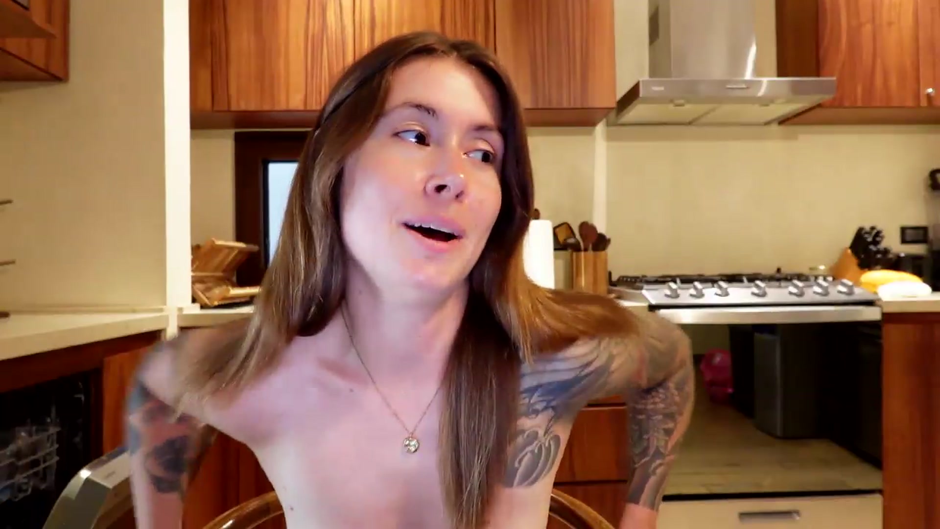 Gallery image thumbnail from ImperialKiss's myfreecams stream on, 08/16/2026, 22:10 image 19 of 20