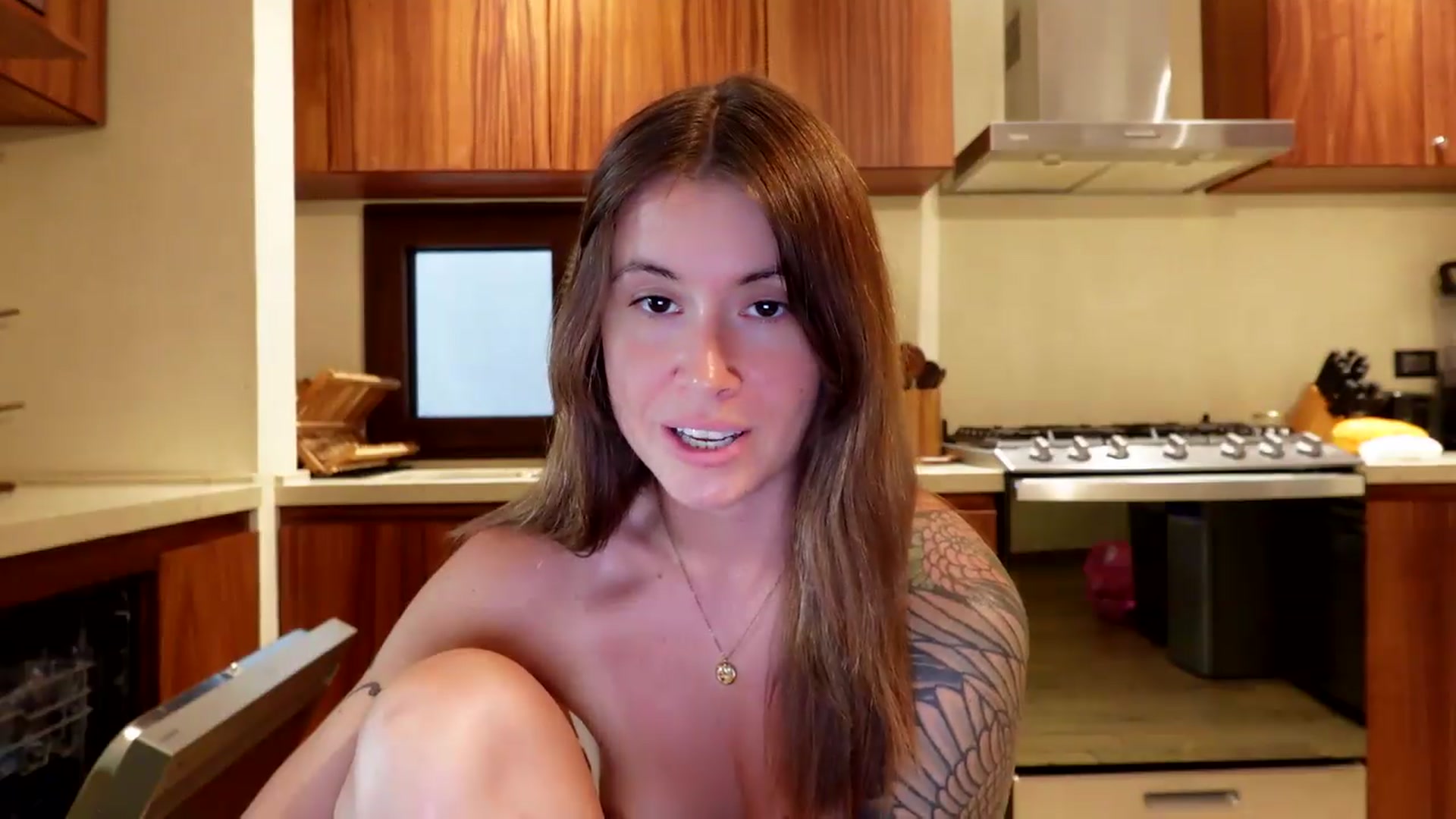 Gallery image thumbnail from ImperialKiss's myfreecams stream on, 08/16/2026, 22:10 image 20 of 20