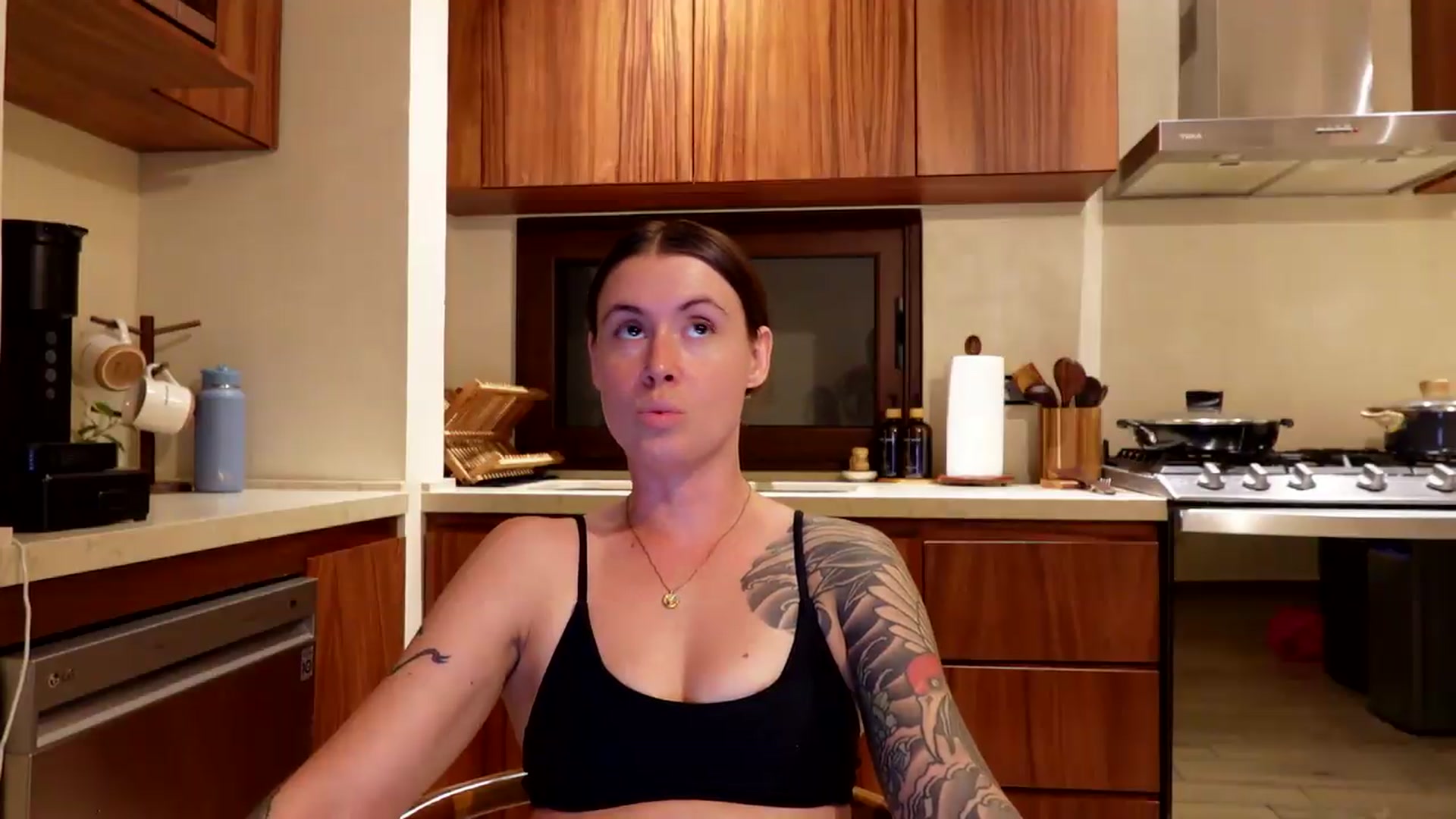 Gallery image thumbnail from ImperialKiss's myfreecams stream on, 08/18/2026, 03:52 image 12 of 20