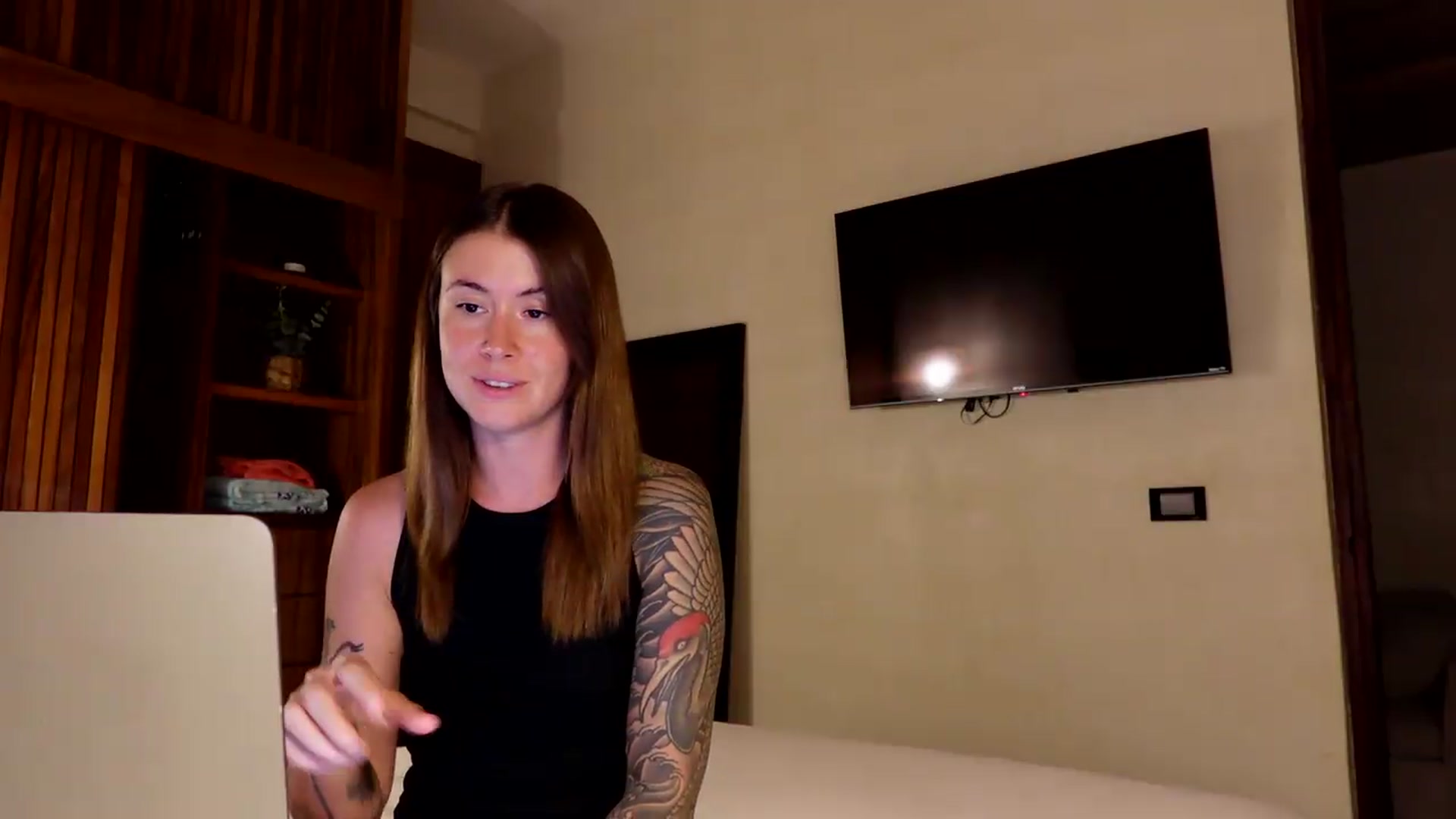 Gallery image thumbnail from ImperialKiss's myfreecams stream on, 08/26/2026, 02:49 image 14 of 20