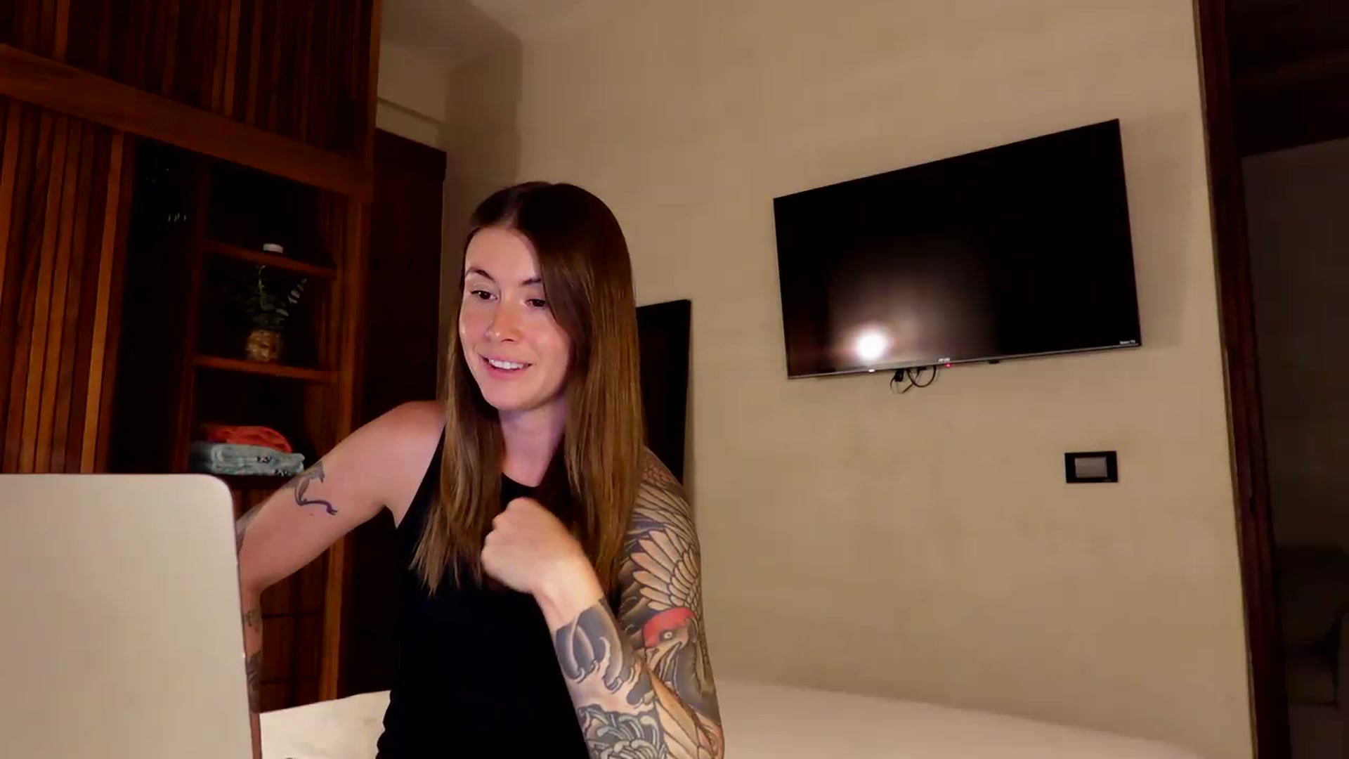 Gallery image thumbnail from ImperialKiss's myfreecams stream on, 08/26/2026, 02:49 image 7 of 20
