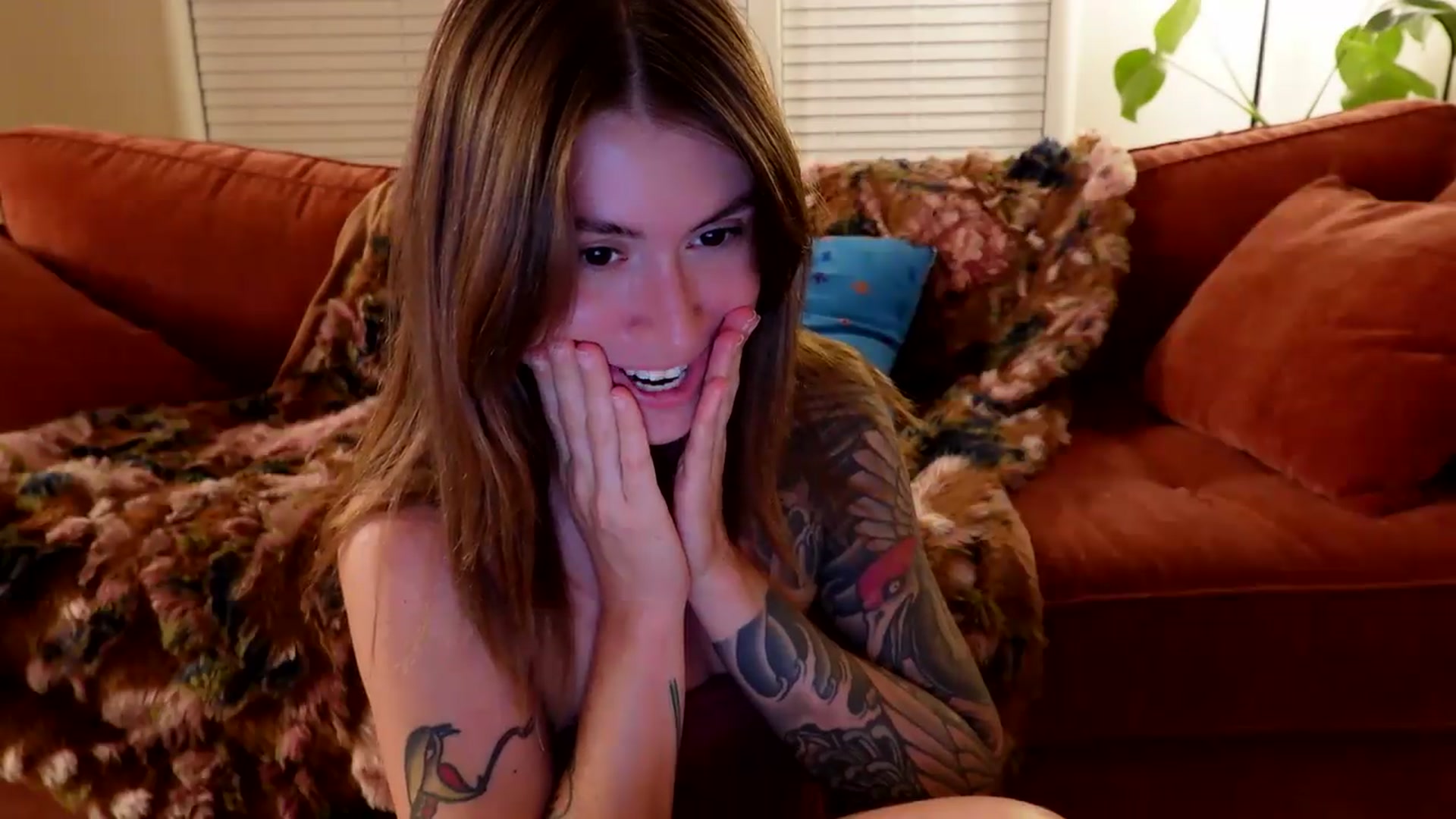 Gallery image thumbnail from ImperialKiss's myfreecams stream on, 09/05/2026, 07:00 image 13 of 20