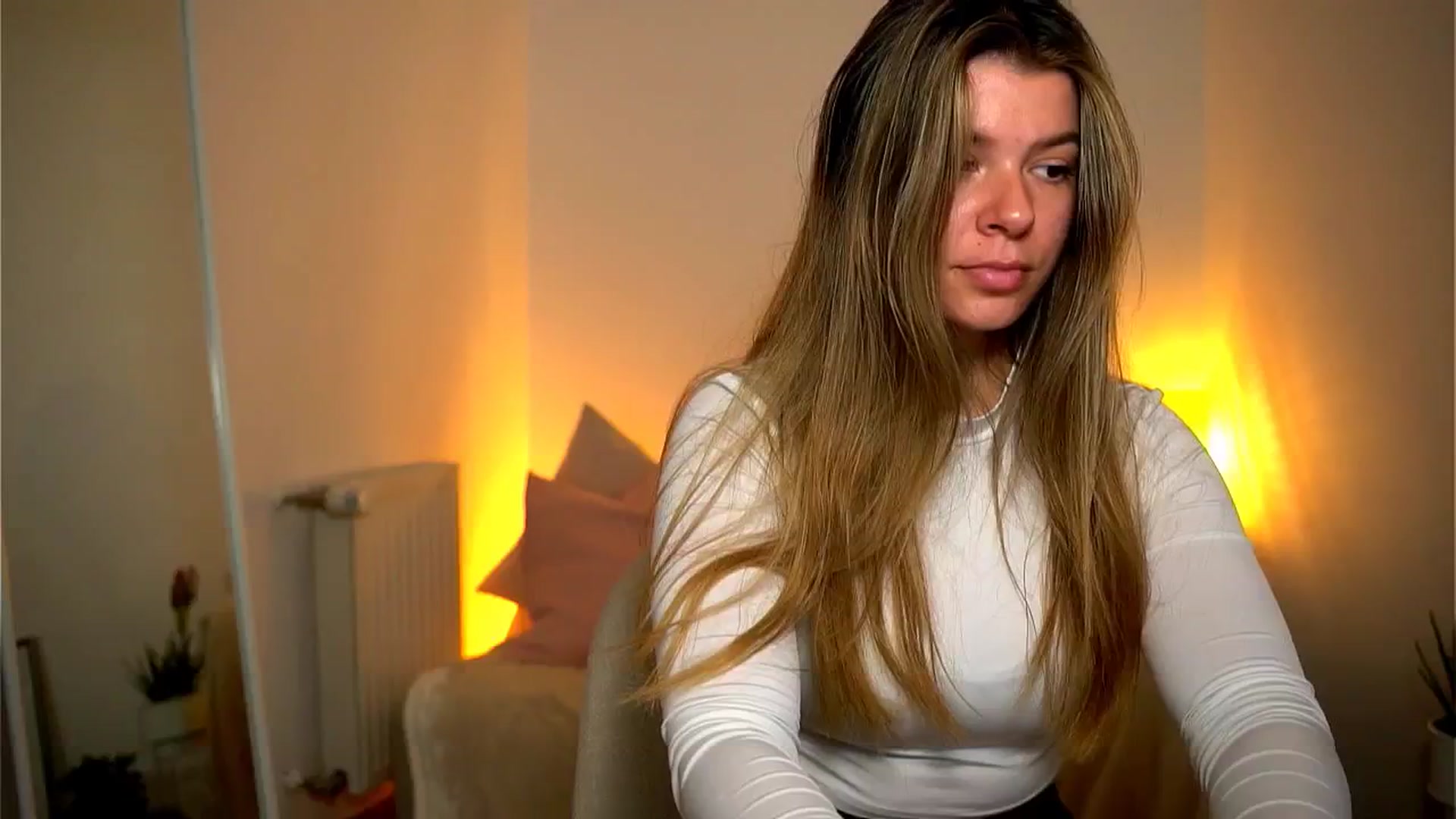 Gallery image thumbnail from Imsofia___'s myfreecams stream on, 09/28/2024, 13:17 image 20 of 20