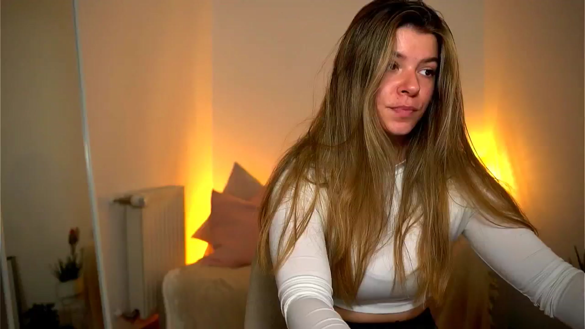 Gallery image thumbnail from Imsofia___'s myfreecams stream on, 09/28/2024, 13:47 image 5 of 20