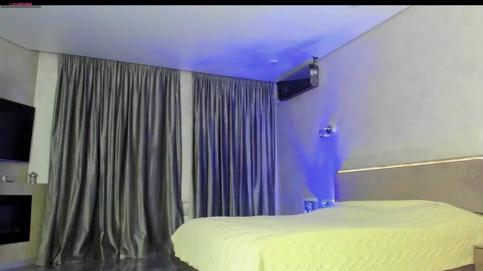 Gallery image thumbnail from InLoveK's myfreecams stream on, 12/02/2024, 21:45 image 2 of 20