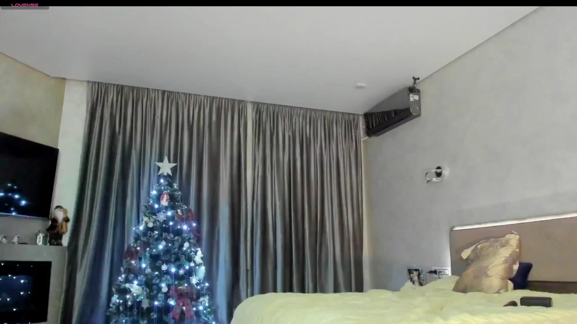 Gallery image thumbnail from InLoveK's myfreecams stream on, 12/04/2024, 01:36 image 20 of 20