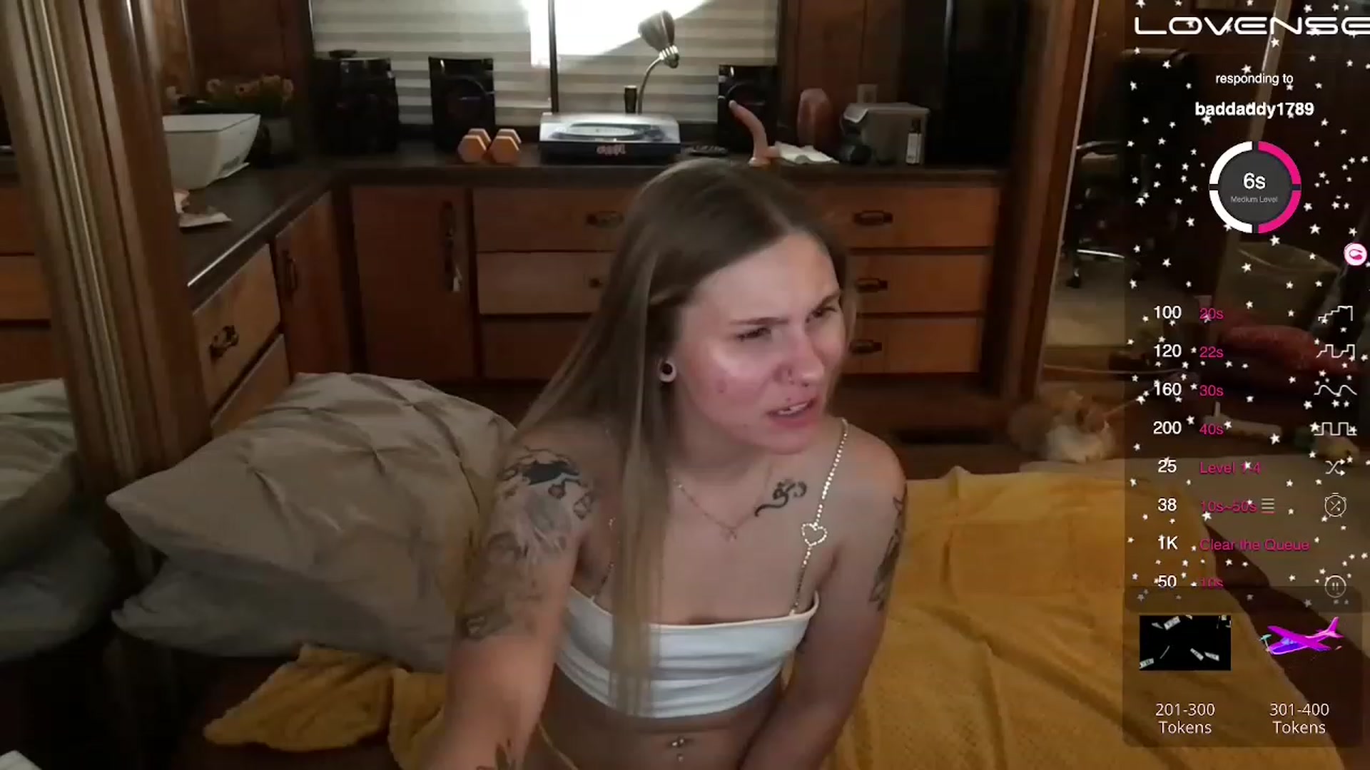 Gallery image thumbnail from Incognitobabe's myfreecams stream on, 11/23/2022, 07:37 image 15 of 20