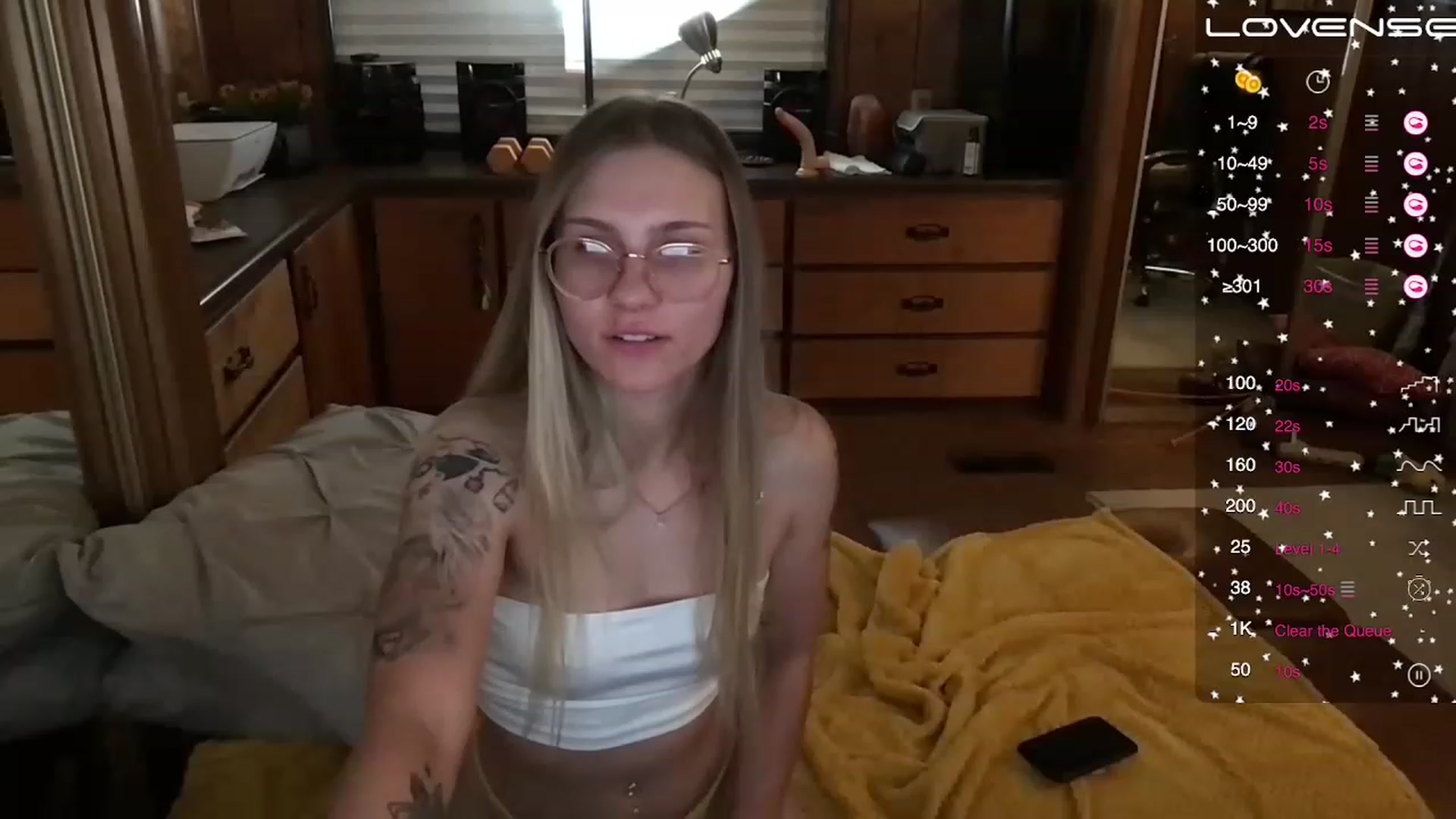 Gallery image thumbnail from Incognitobabe's myfreecams stream on, 11/23/2022, 09:06 image 17 of 20