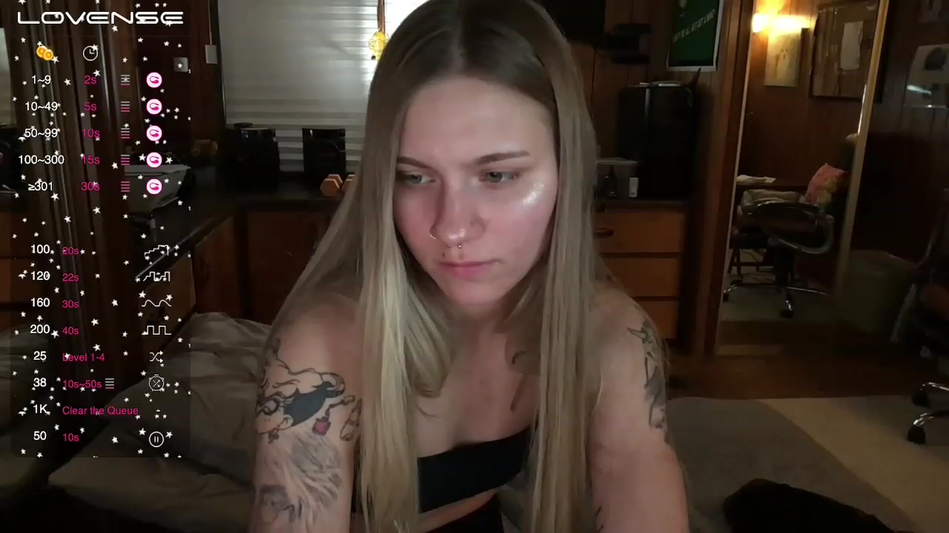 Gallery image thumbnail from Incognitobabe's myfreecams stream on, 11/26/2022, 03:54 image 5 of 20