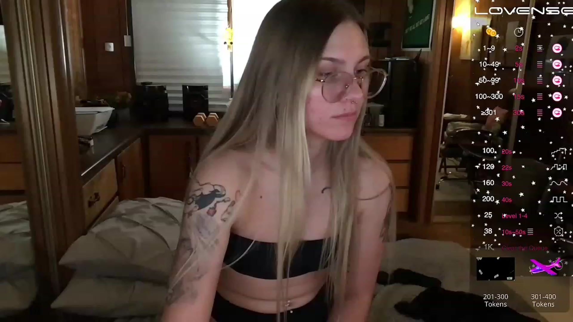 Gallery image thumbnail from Incognitobabe's myfreecams stream on, 11/26/2022, 06:15 image 5 of 20