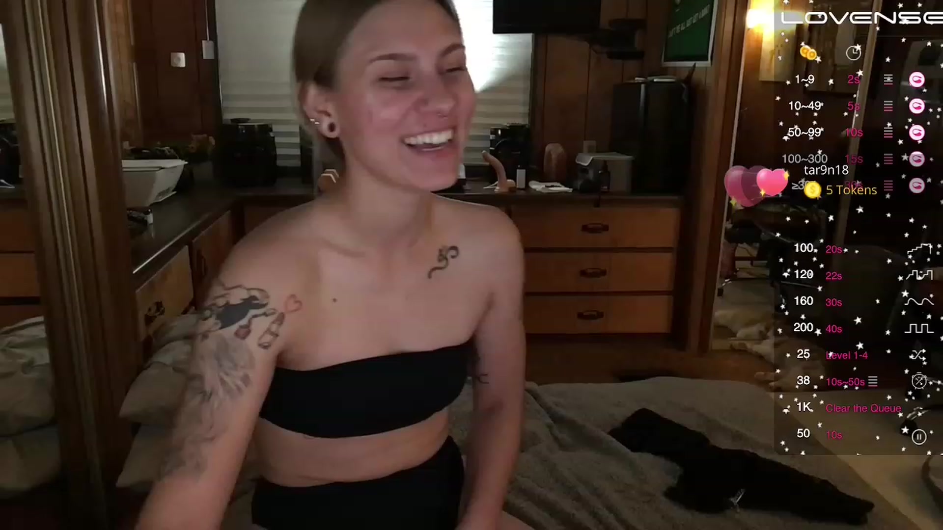 Gallery image thumbnail from Incognitobabe's myfreecams stream on, 11/26/2022, 09:12 image 6 of 20